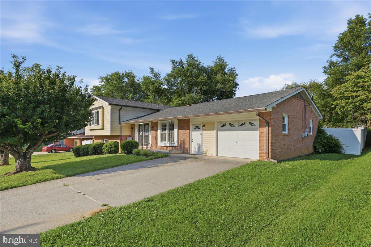 WOODLAND PARK - Residential