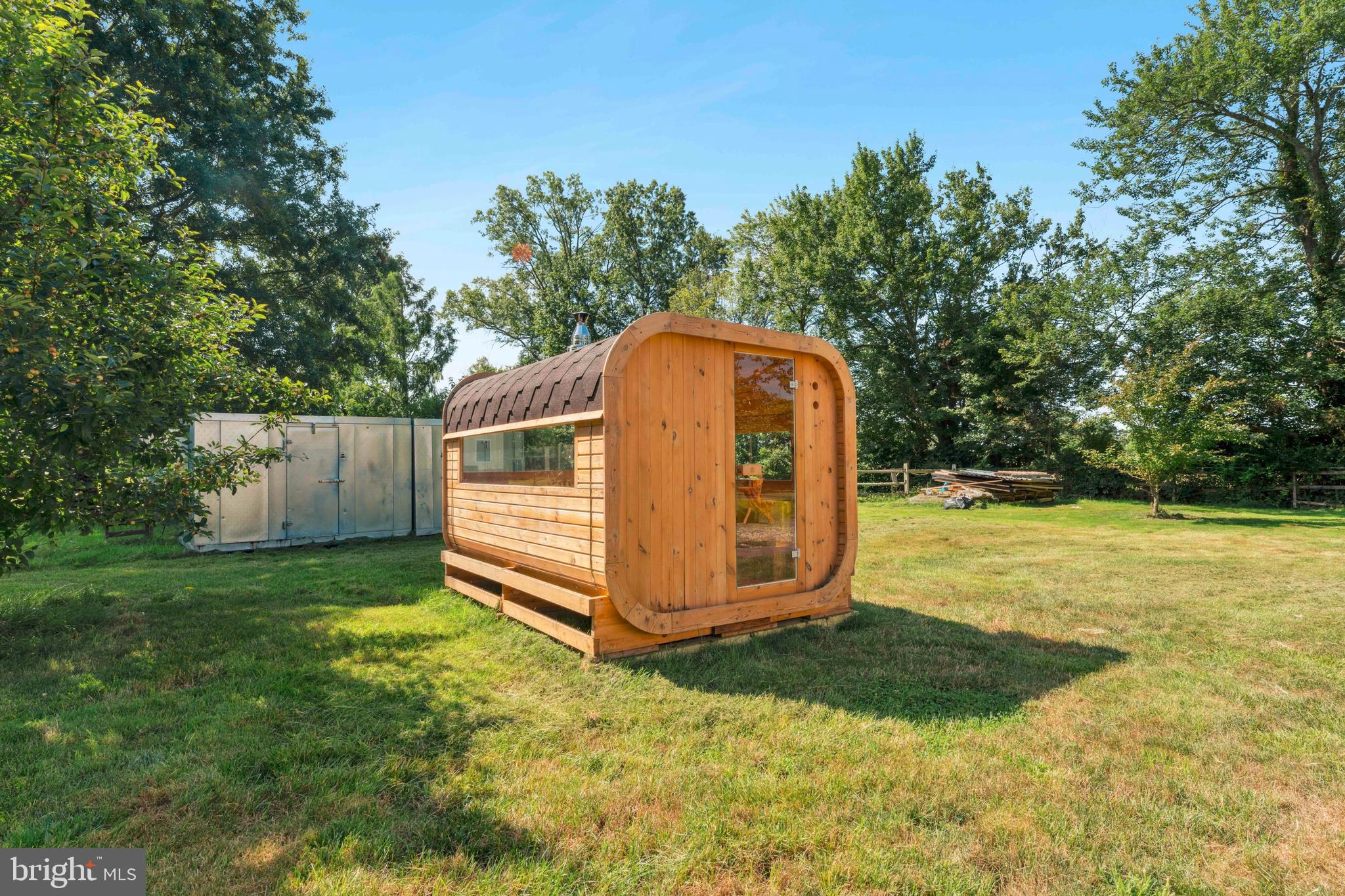 UPPER BLACK EDDY - Residential