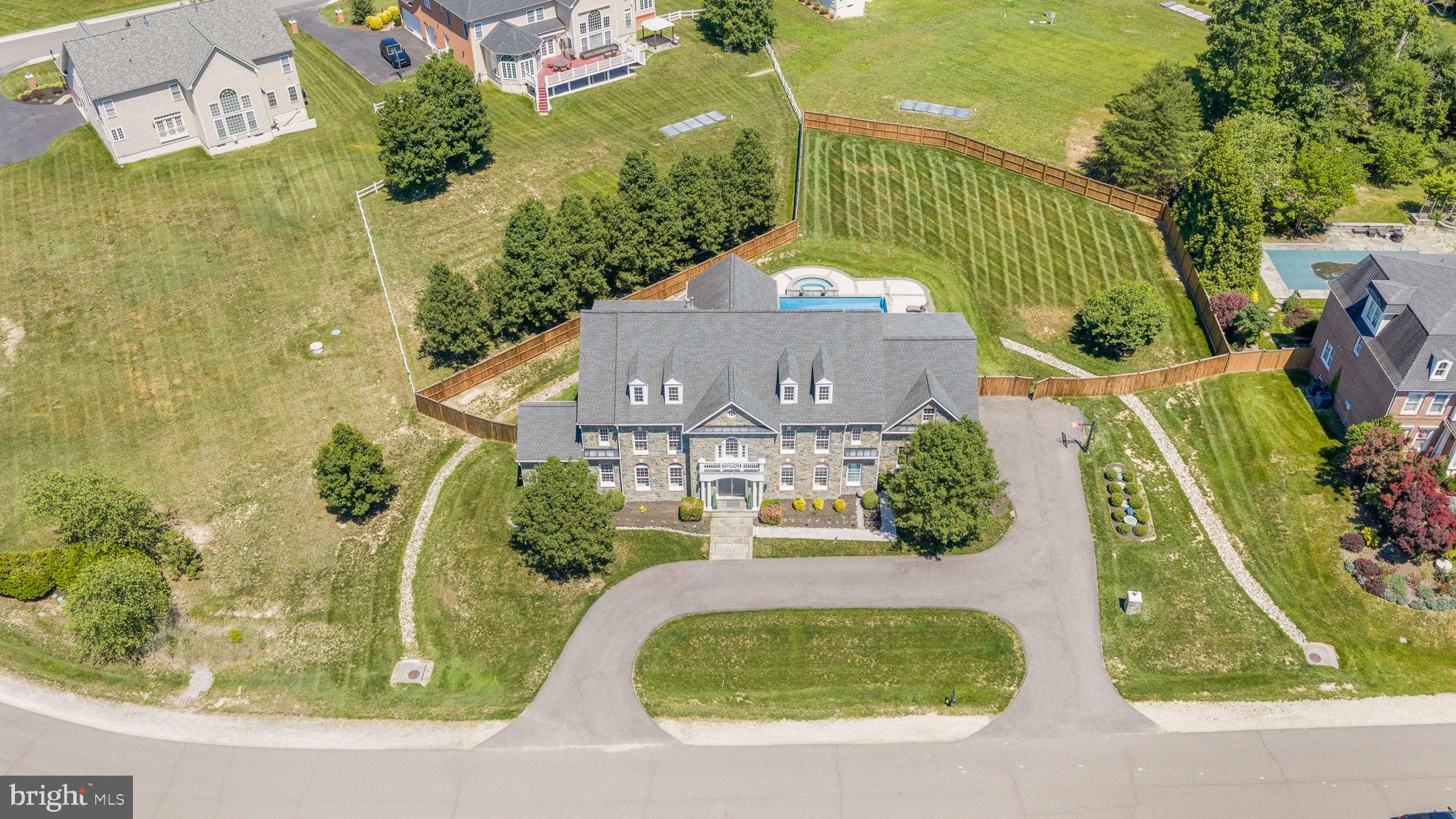OCCOQUAN OVERLOOK - Residential