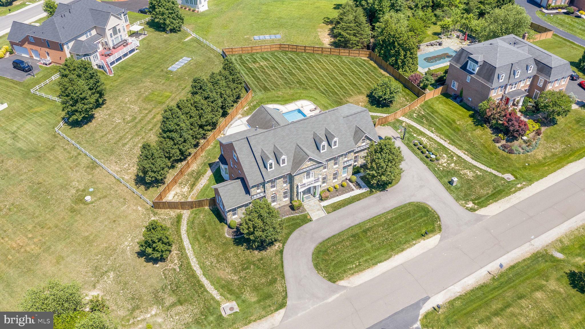 OCCOQUAN OVERLOOK - Residential