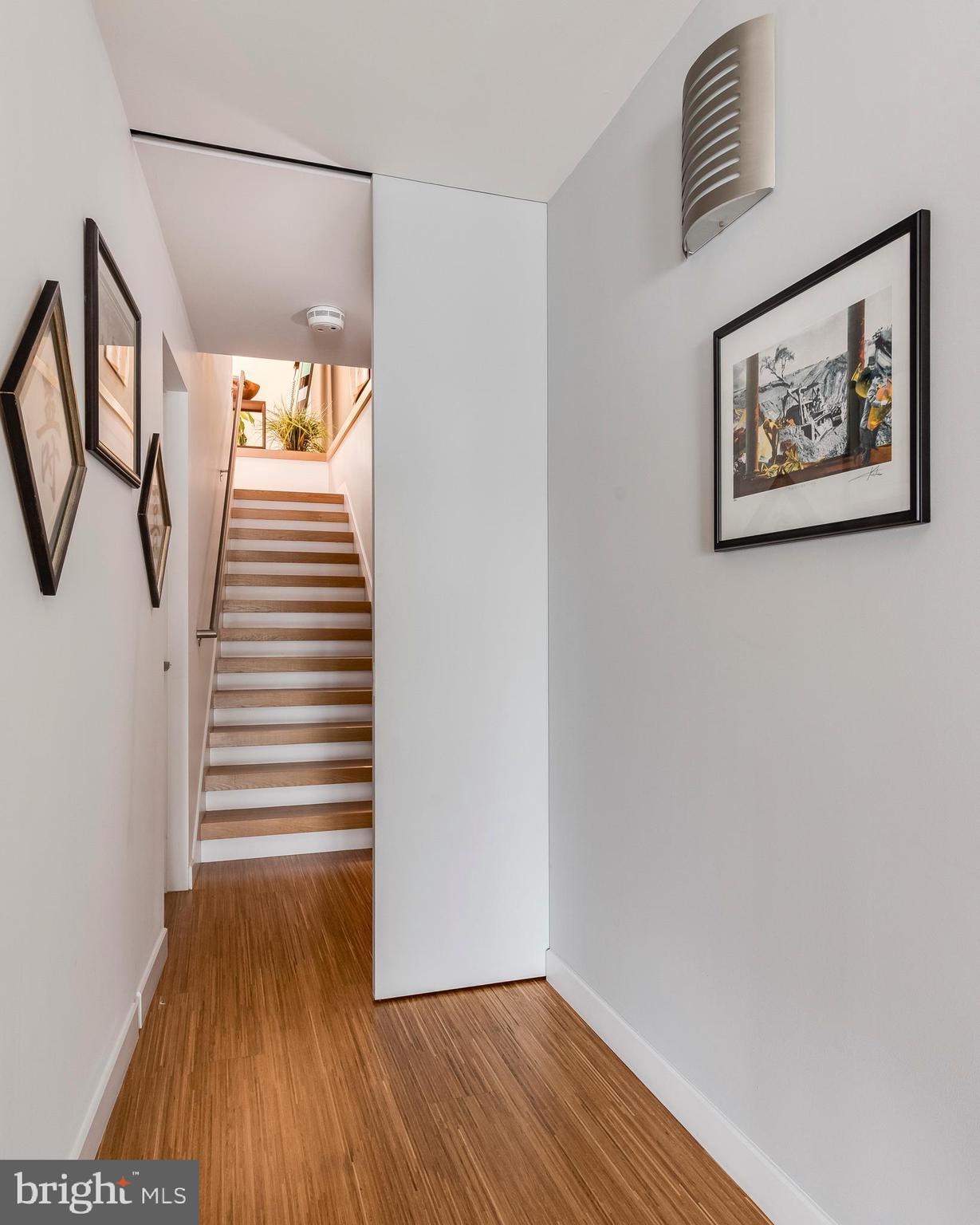 LONDONTOWN TERRACE - Residential