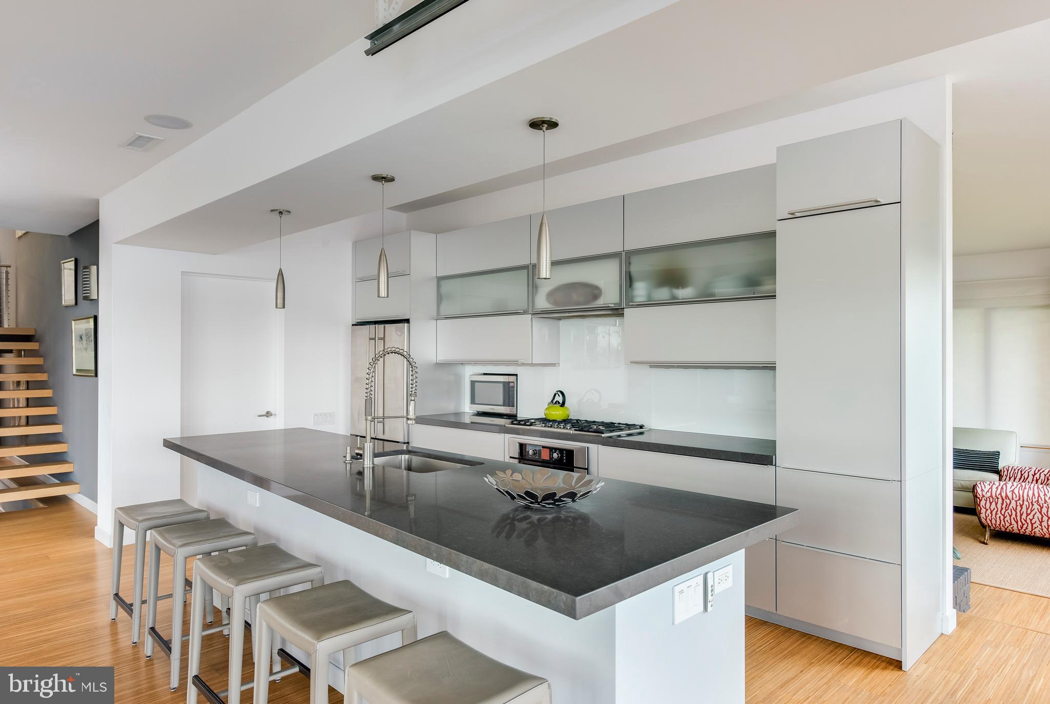 LONDONTOWN TERRACE - Residential