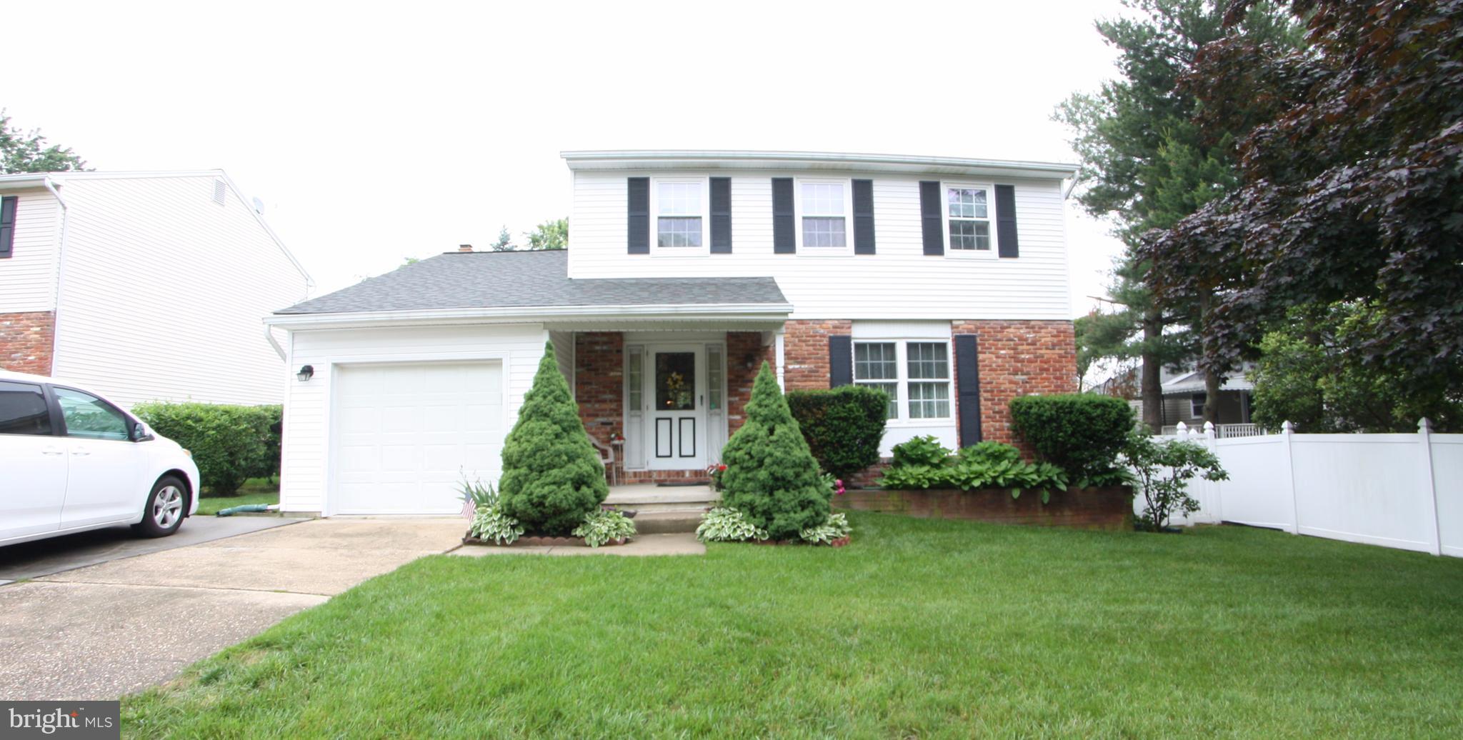 LINTHICUM OAKS - Residential