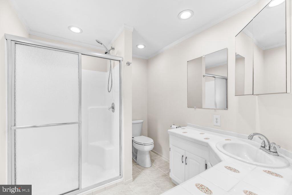 LONG COVE ESTATES - Residential