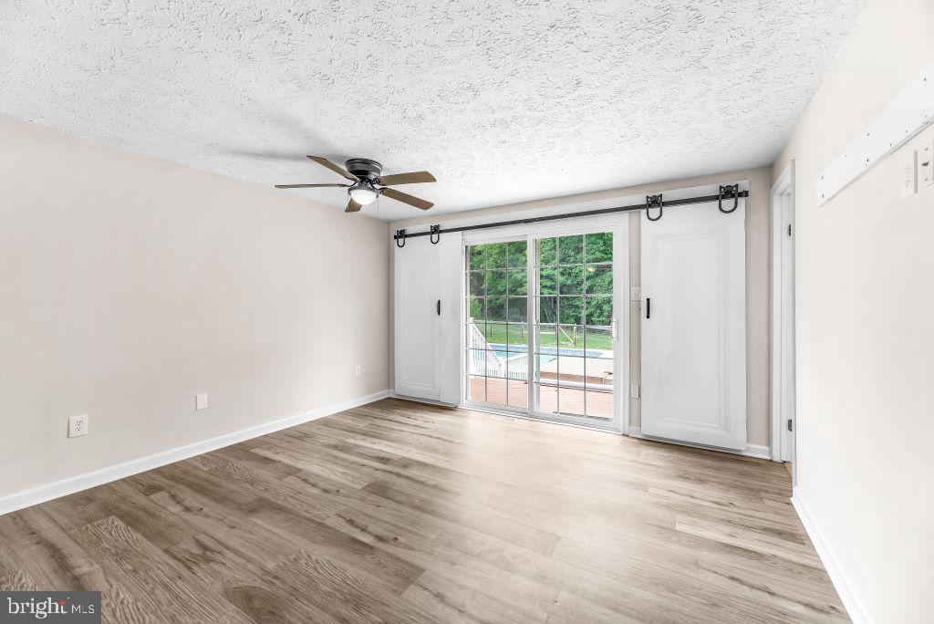 LONG COVE ESTATES - Residential