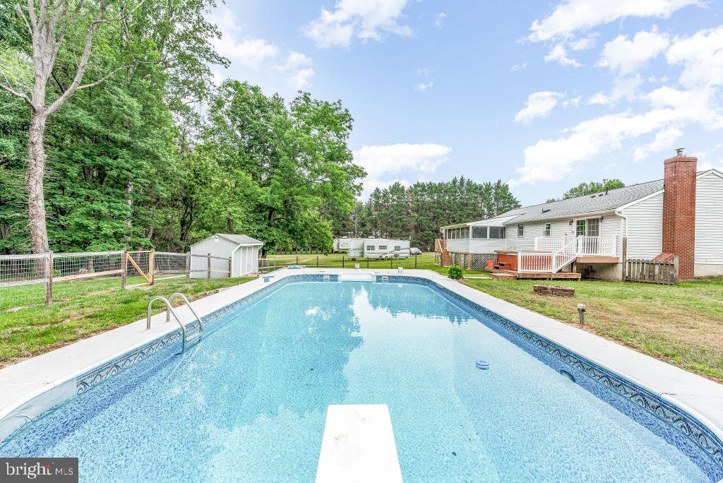 LONG COVE ESTATES - Residential