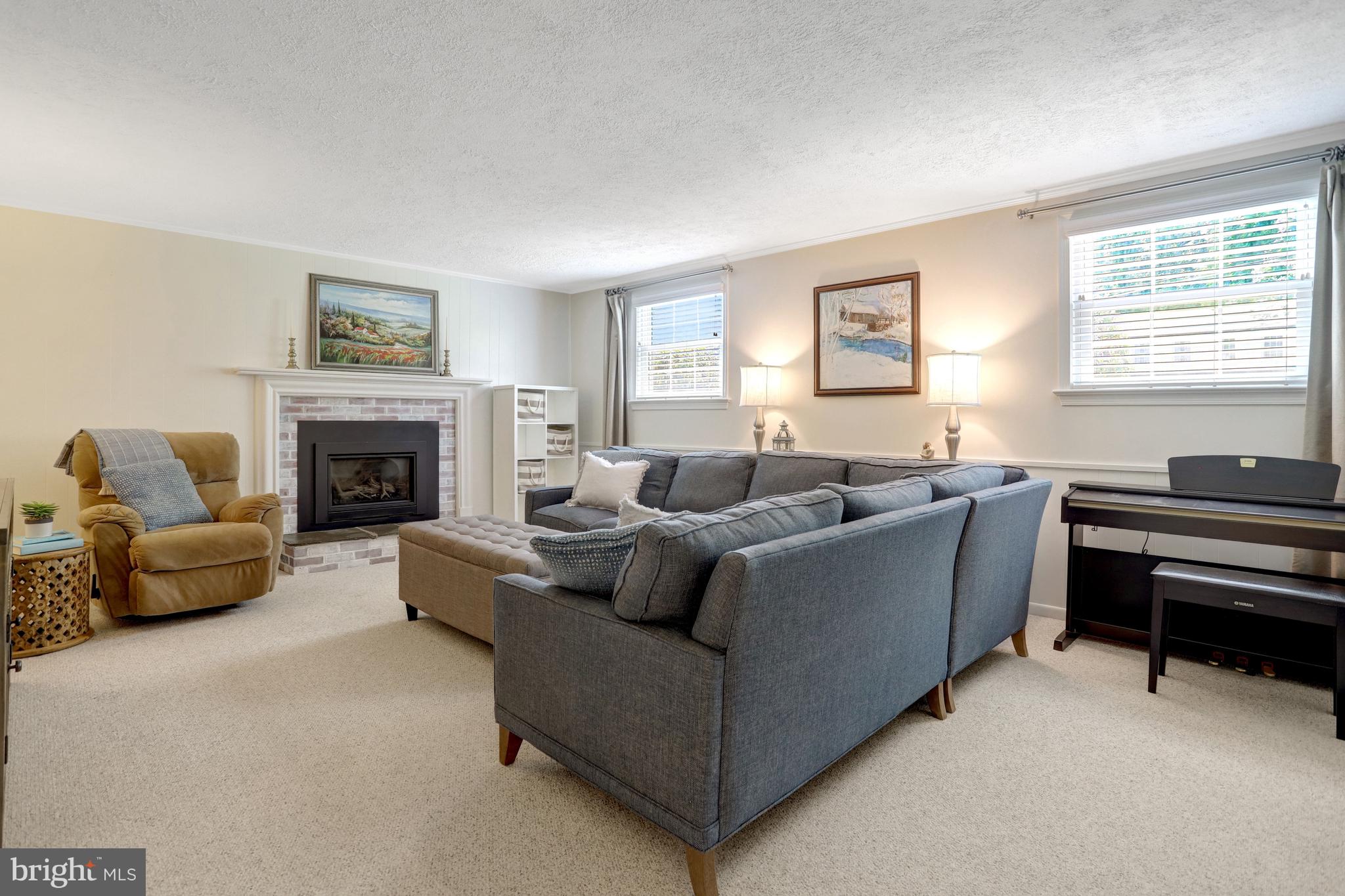 WILLOW WOODS - Residential