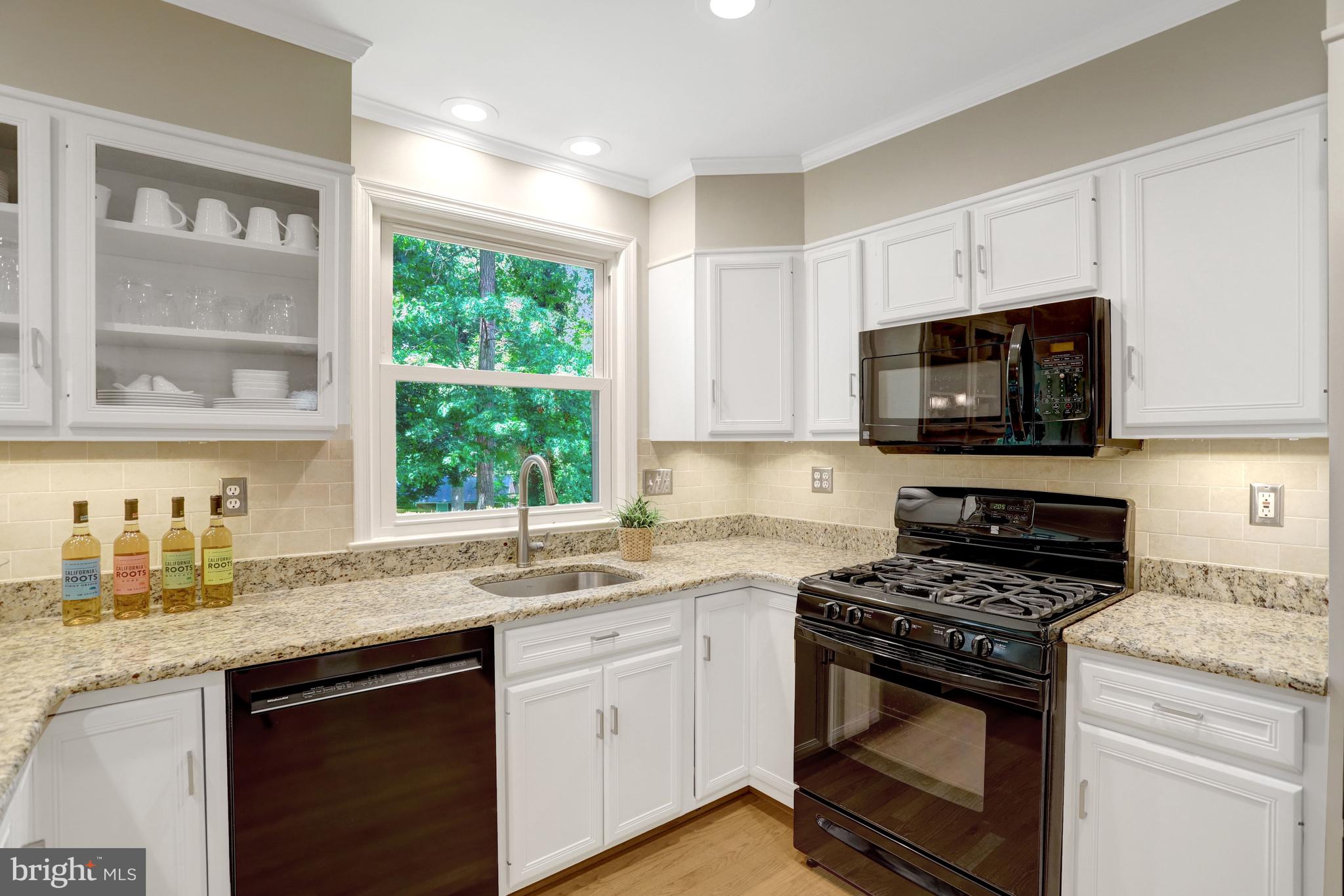 WILLOW WOODS - Residential