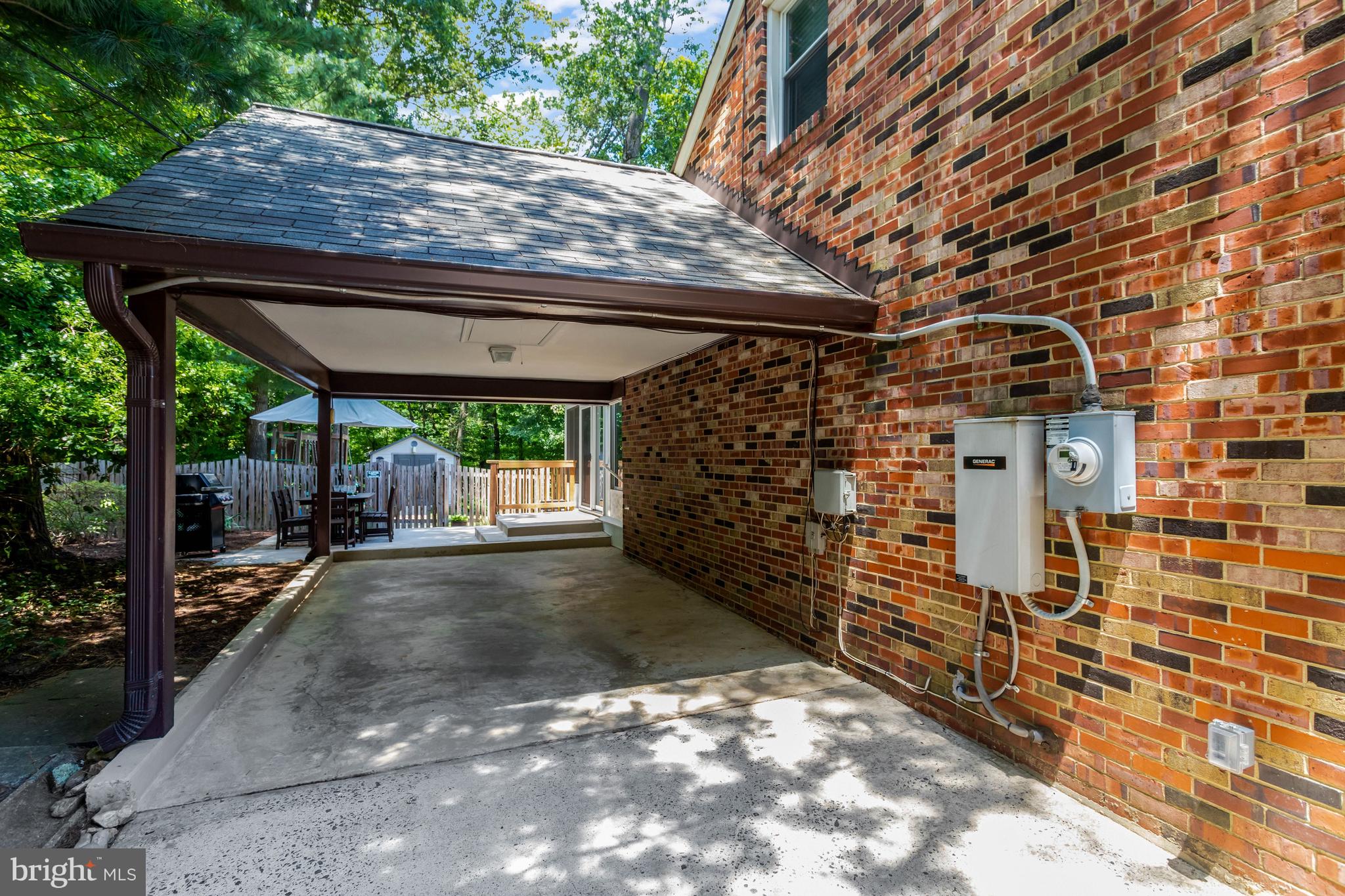 WILLOW WOODS - Residential
