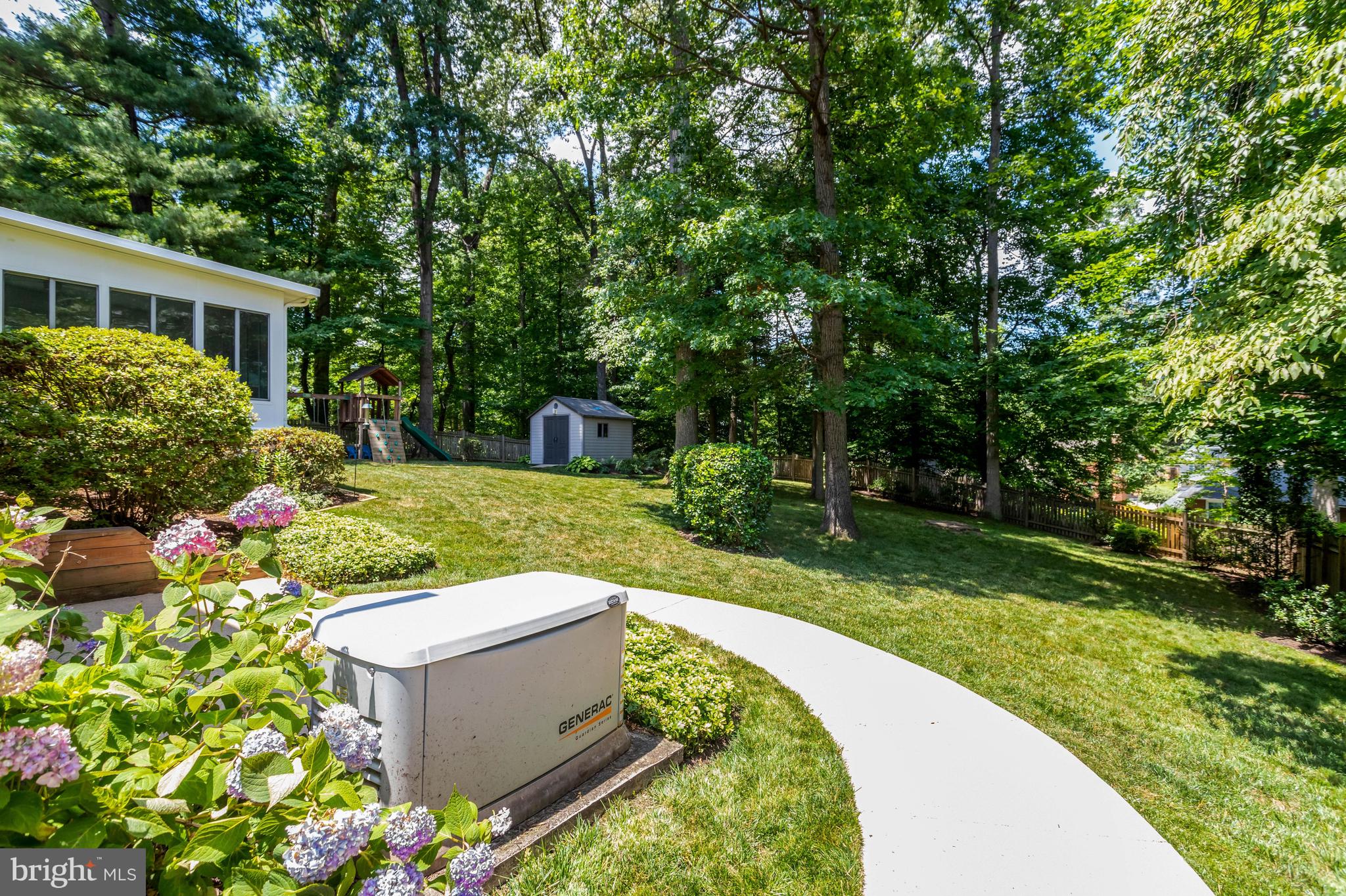 WILLOW WOODS - Residential
