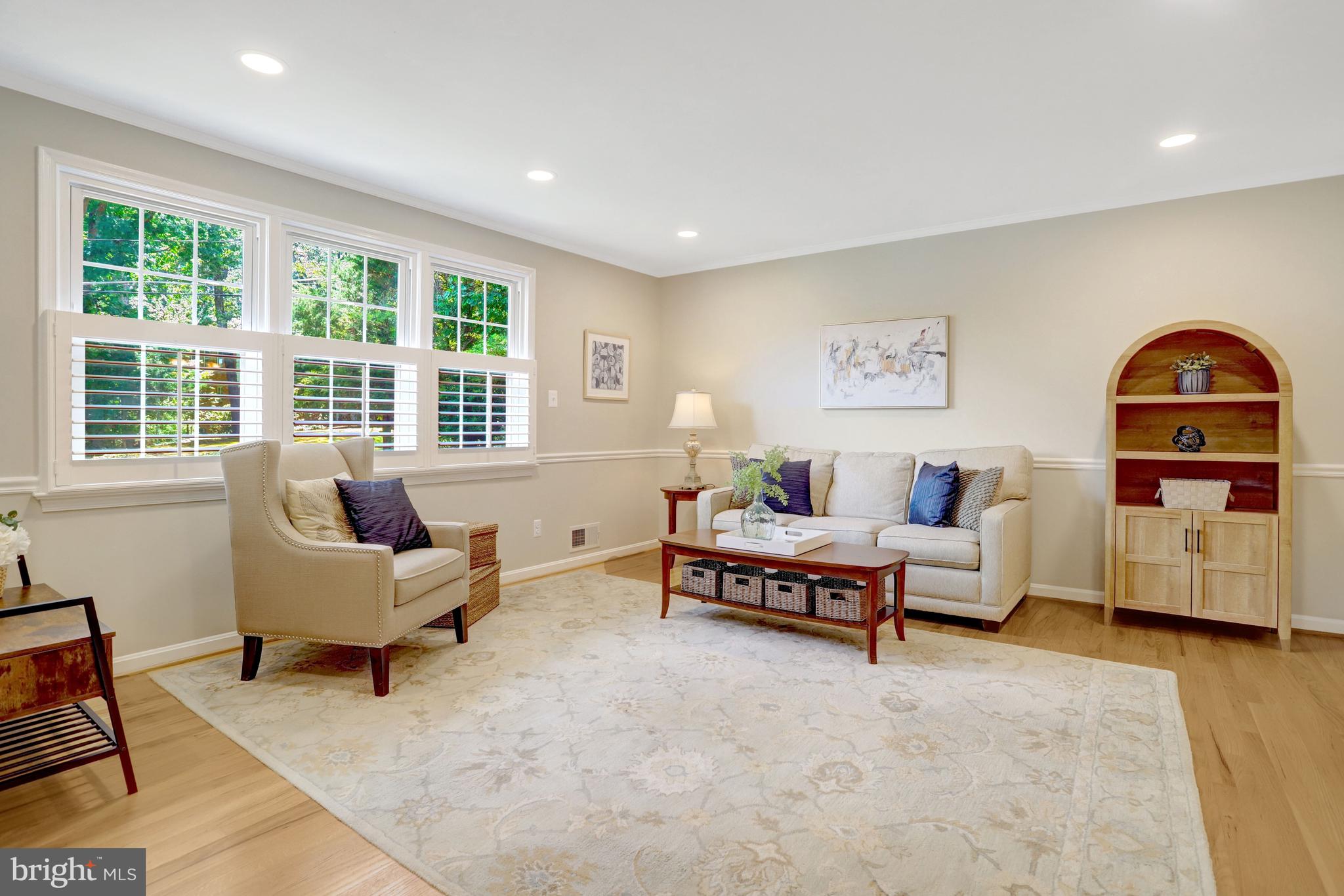 WILLOW WOODS - Residential