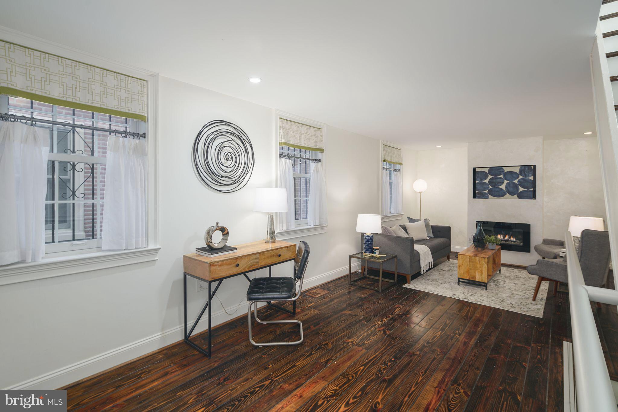 WASHINGTON SQ WEST - Residential