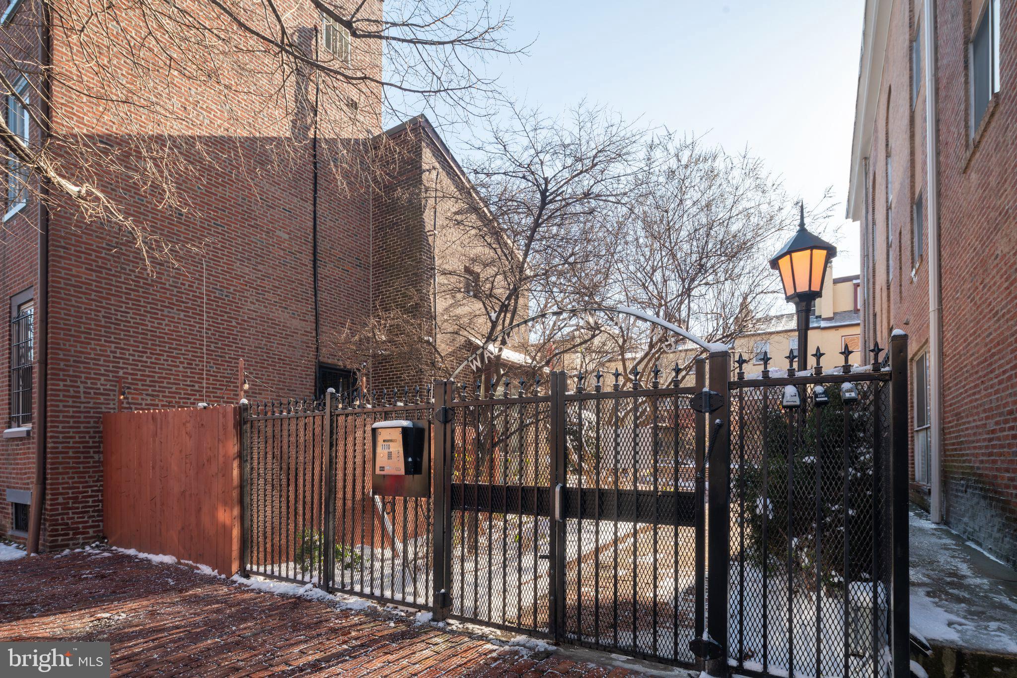 WASHINGTON SQ WEST - Residential