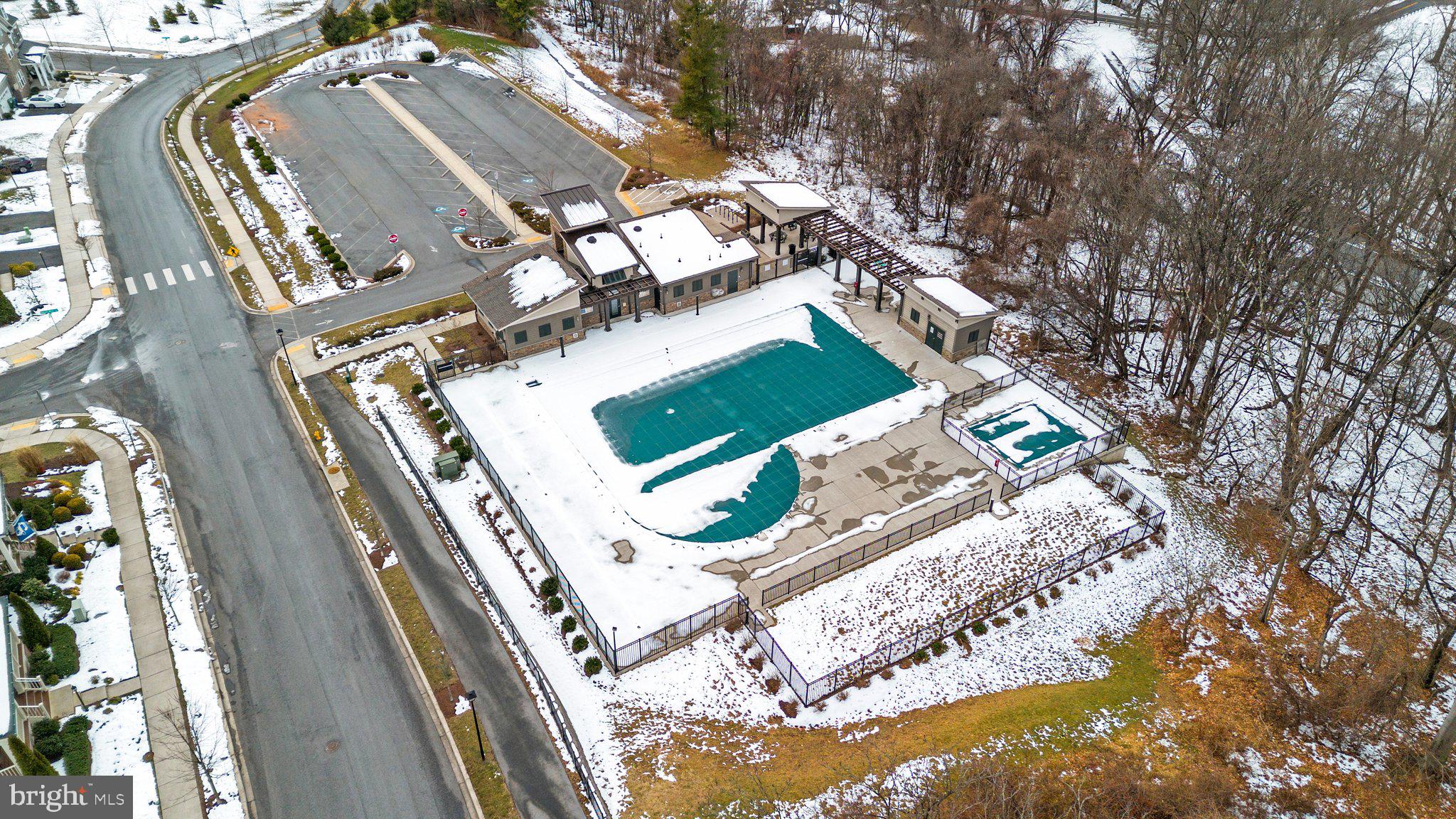 TALLYN RIDGE - Residential