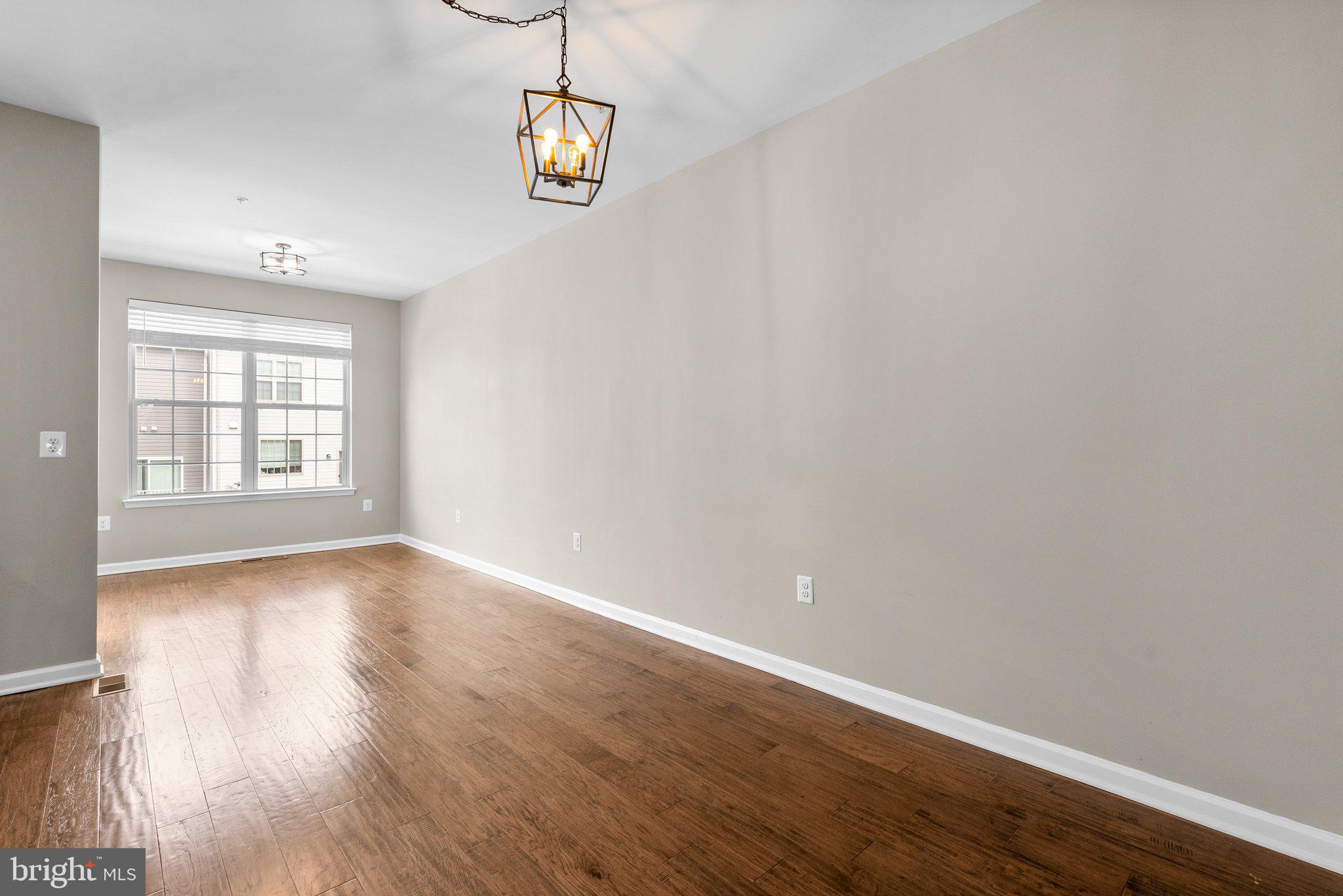 TALLYN RIDGE - Residential