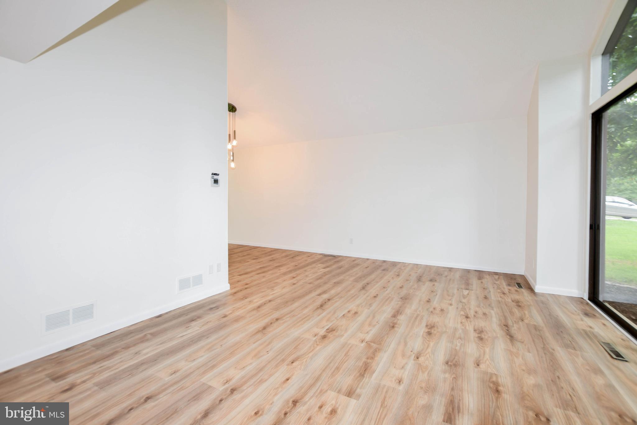 THUNDER HILL - Residential