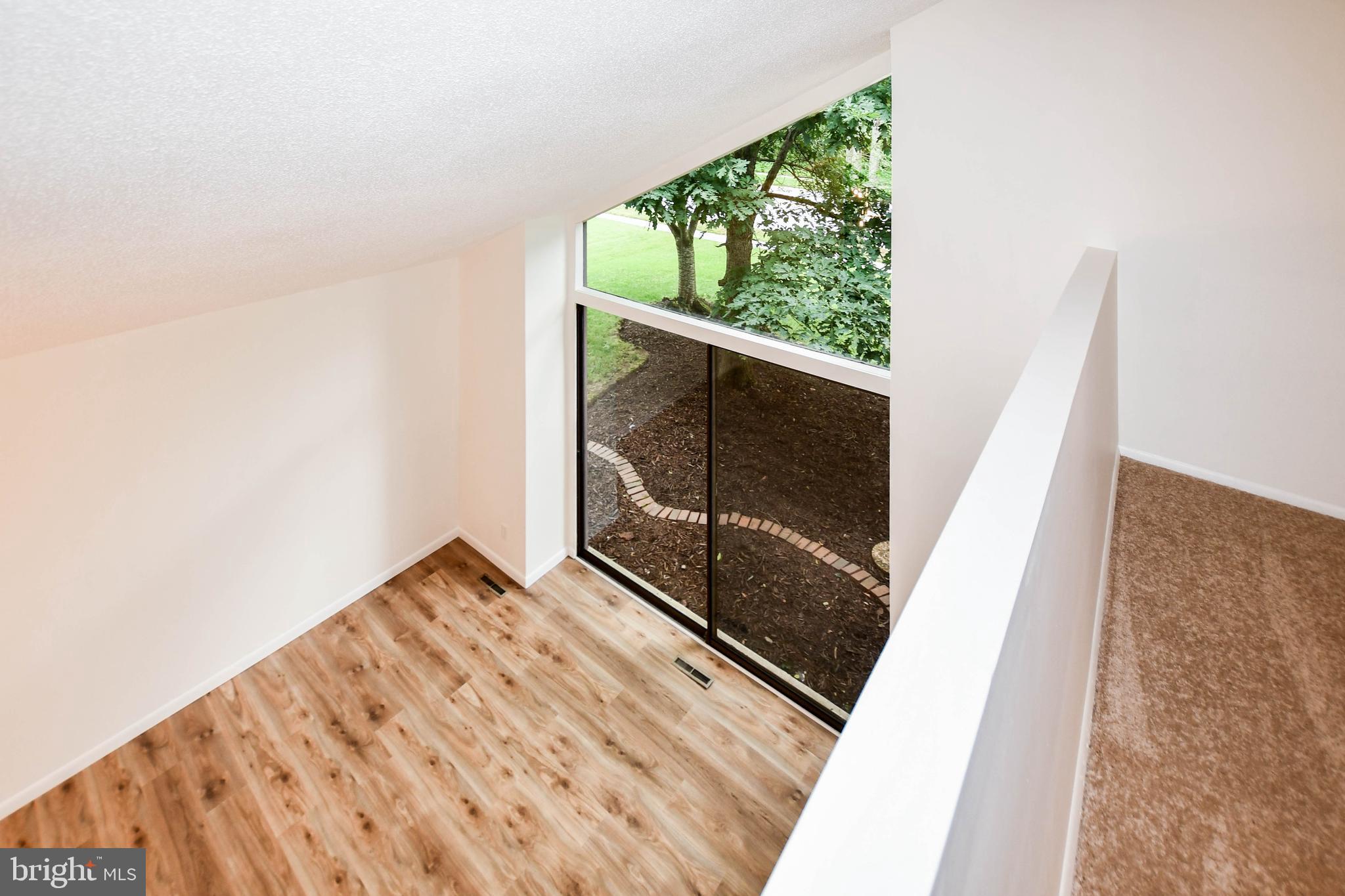 THUNDER HILL - Residential