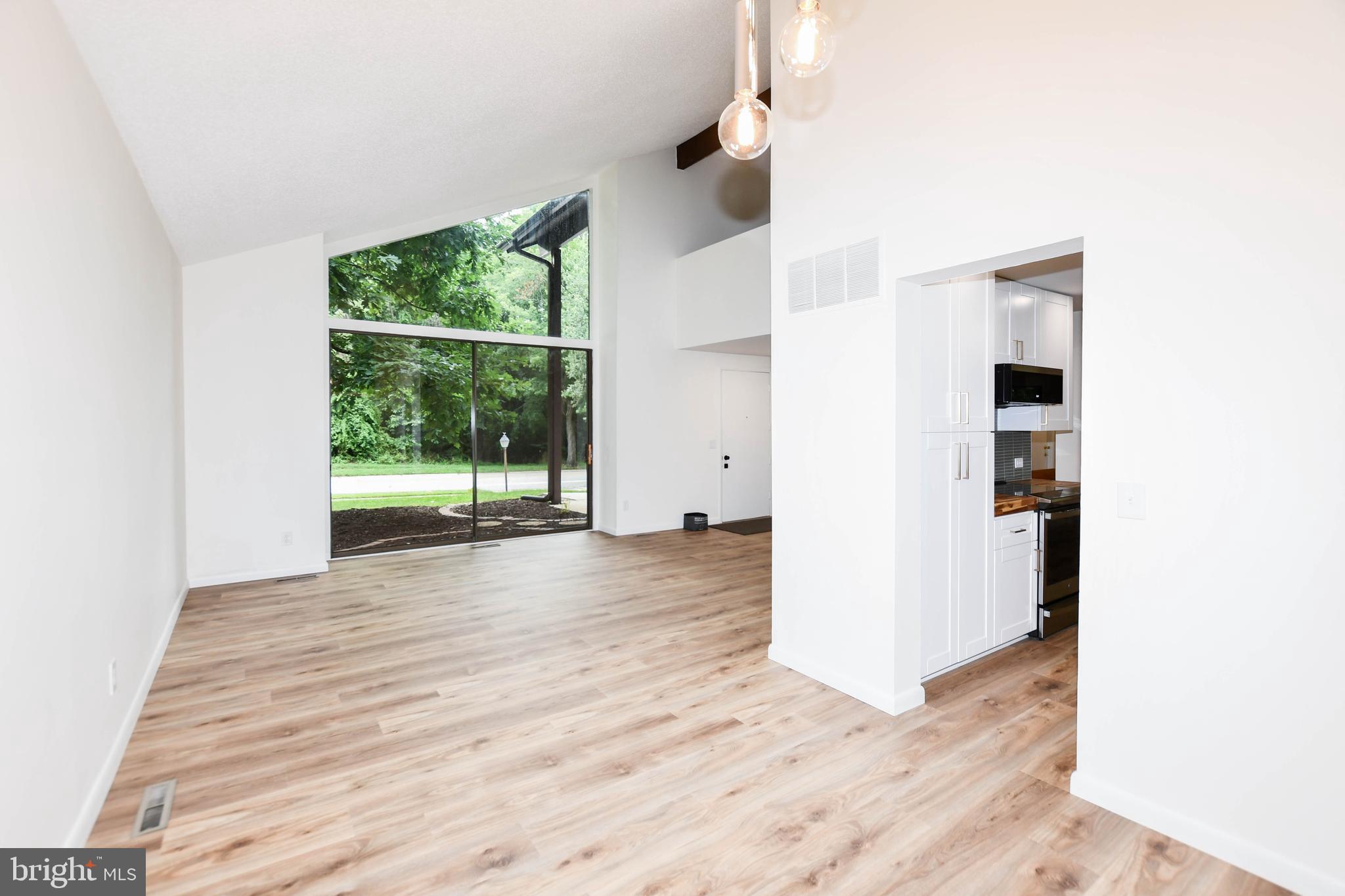THUNDER HILL - Residential