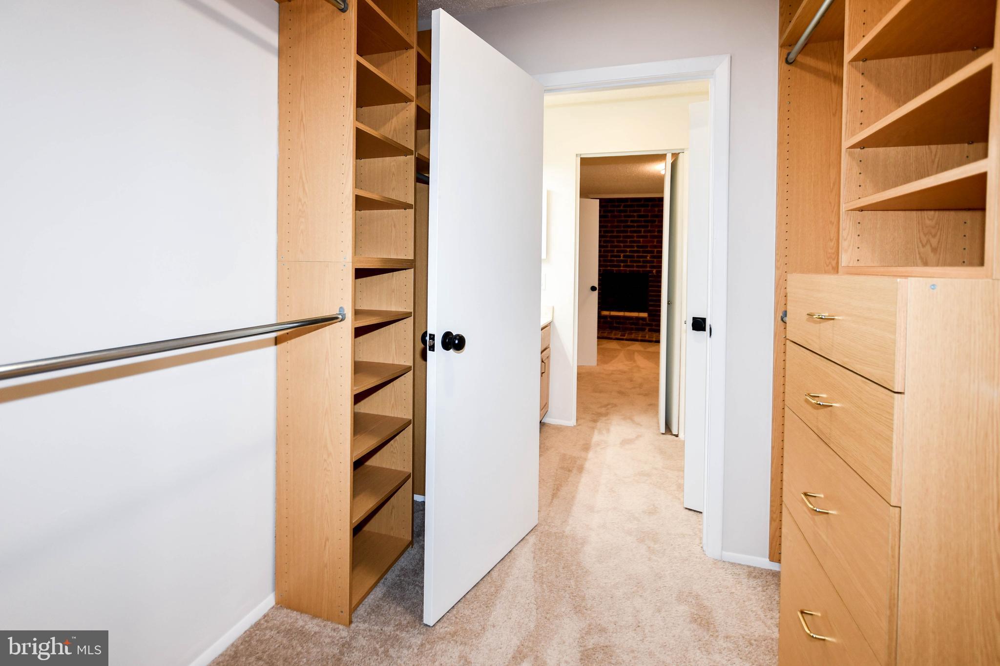 THUNDER HILL - Residential