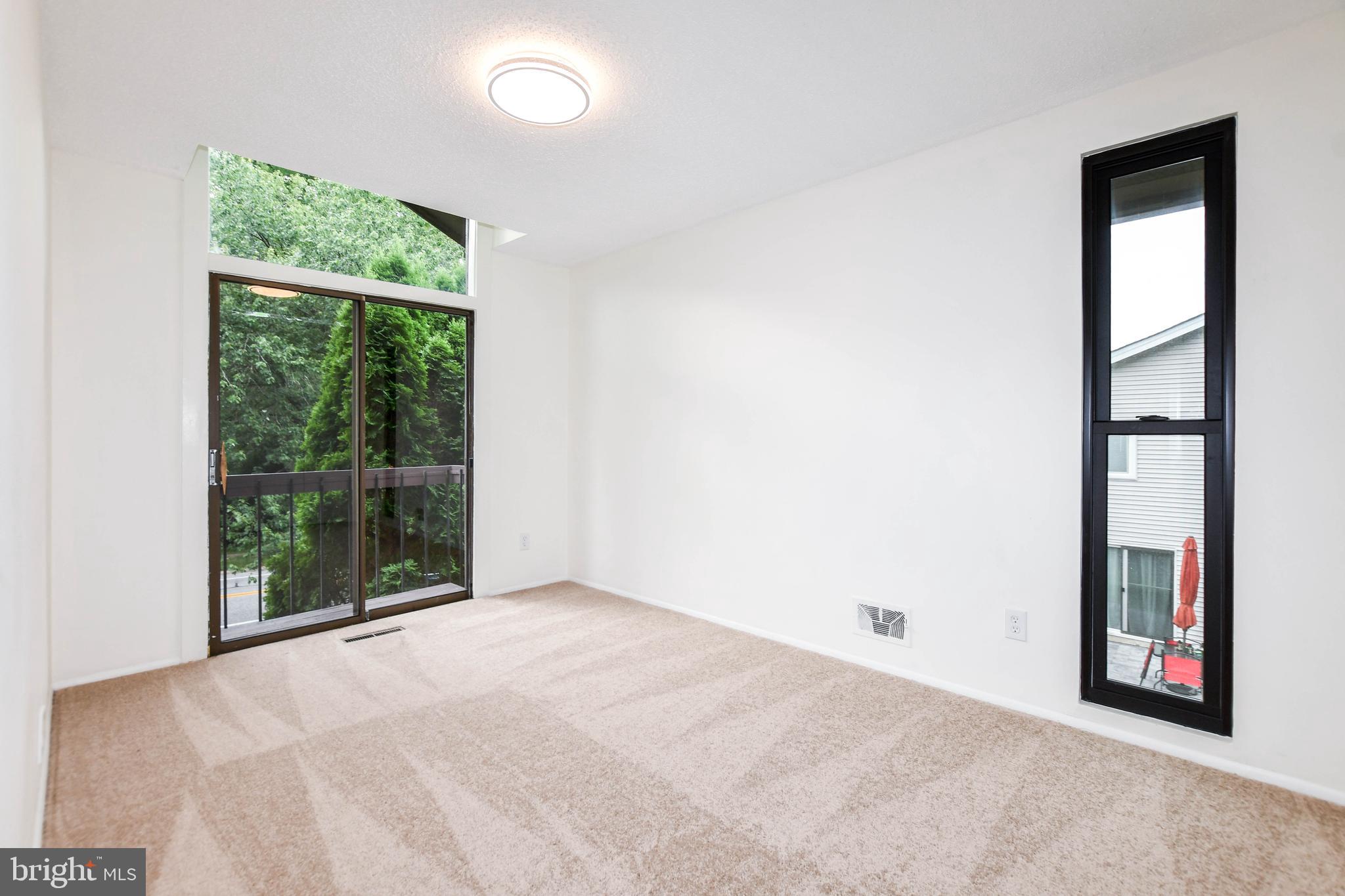 THUNDER HILL - Residential