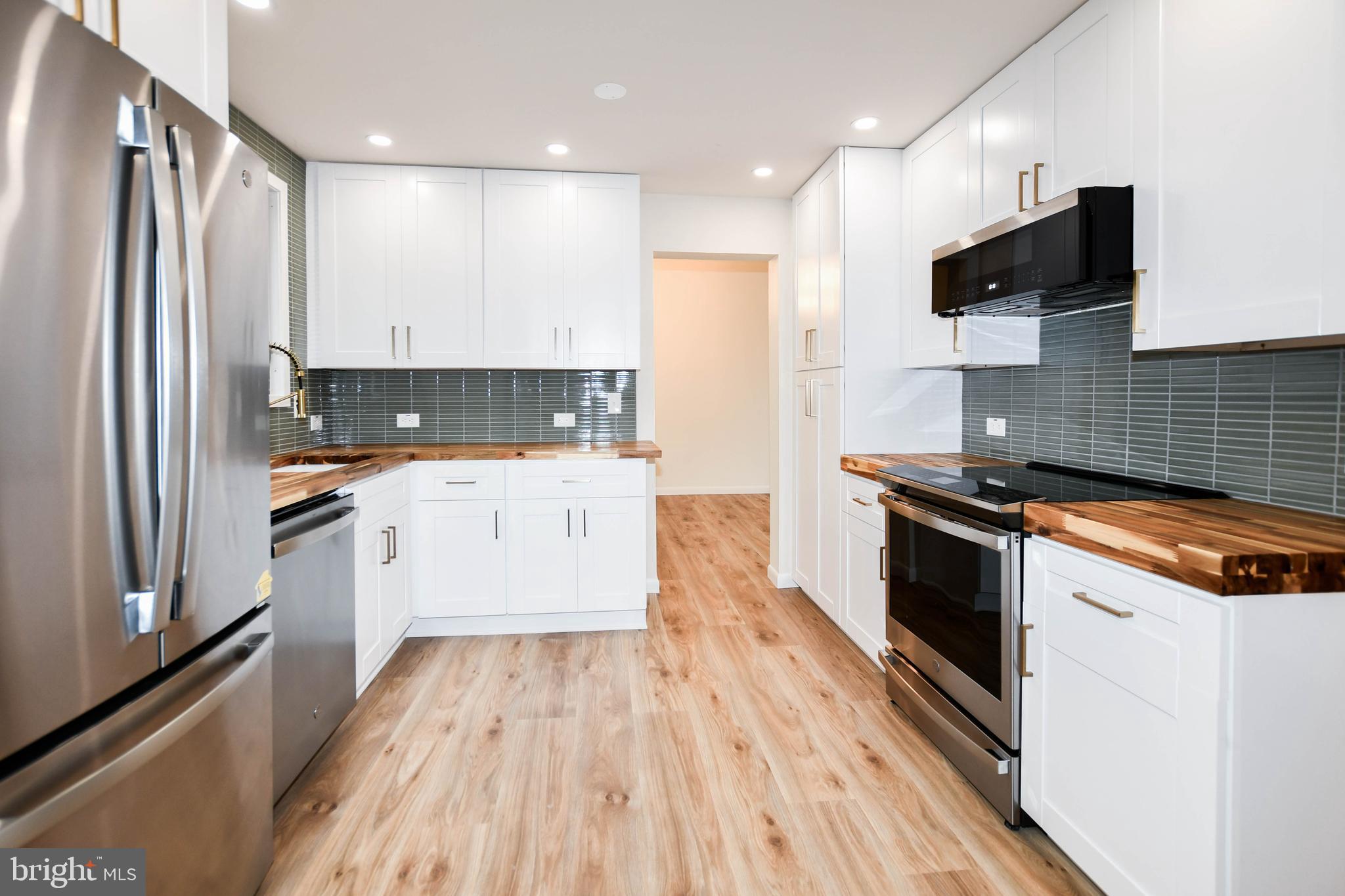 THUNDER HILL - Residential