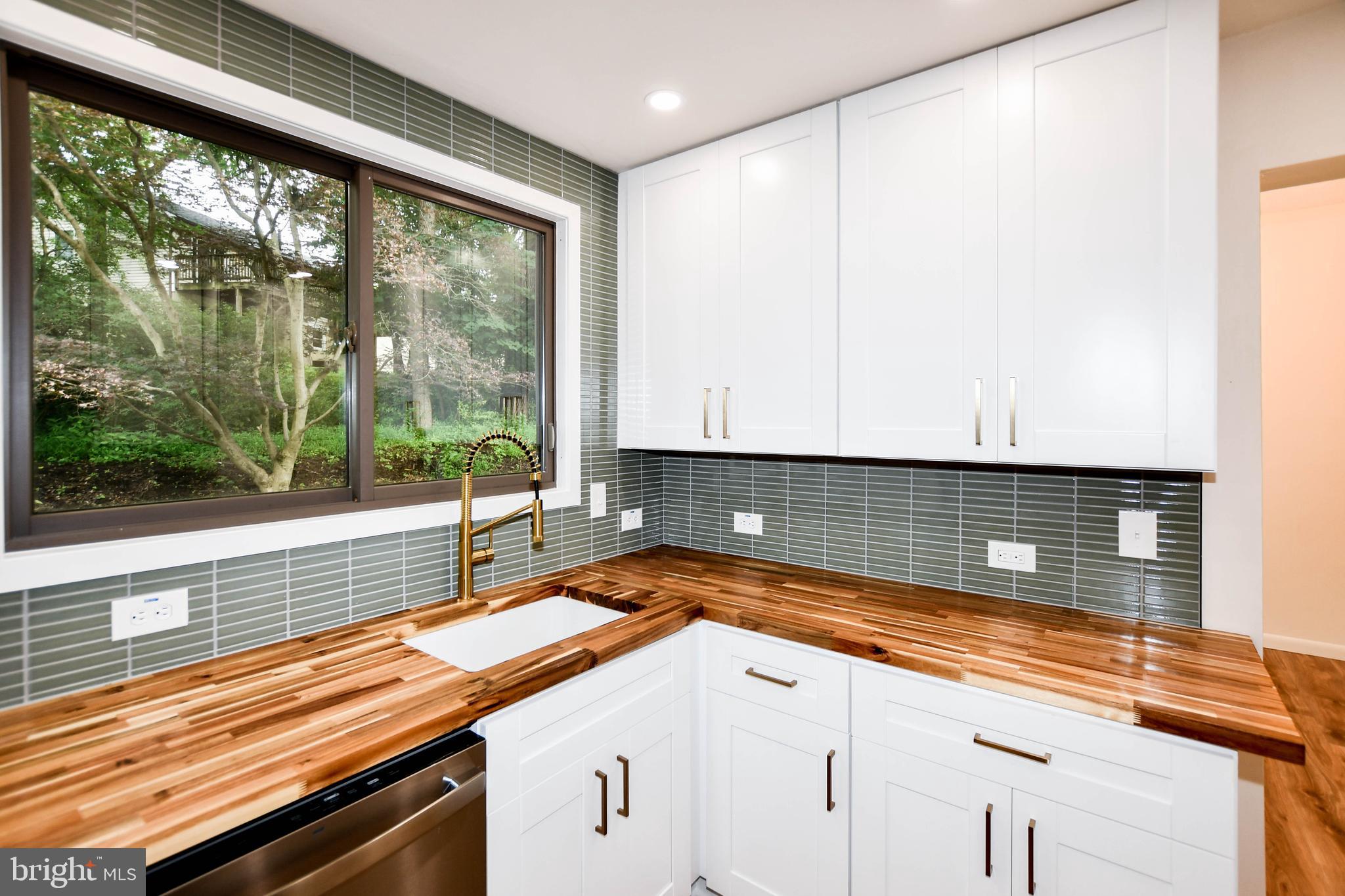 THUNDER HILL - Residential