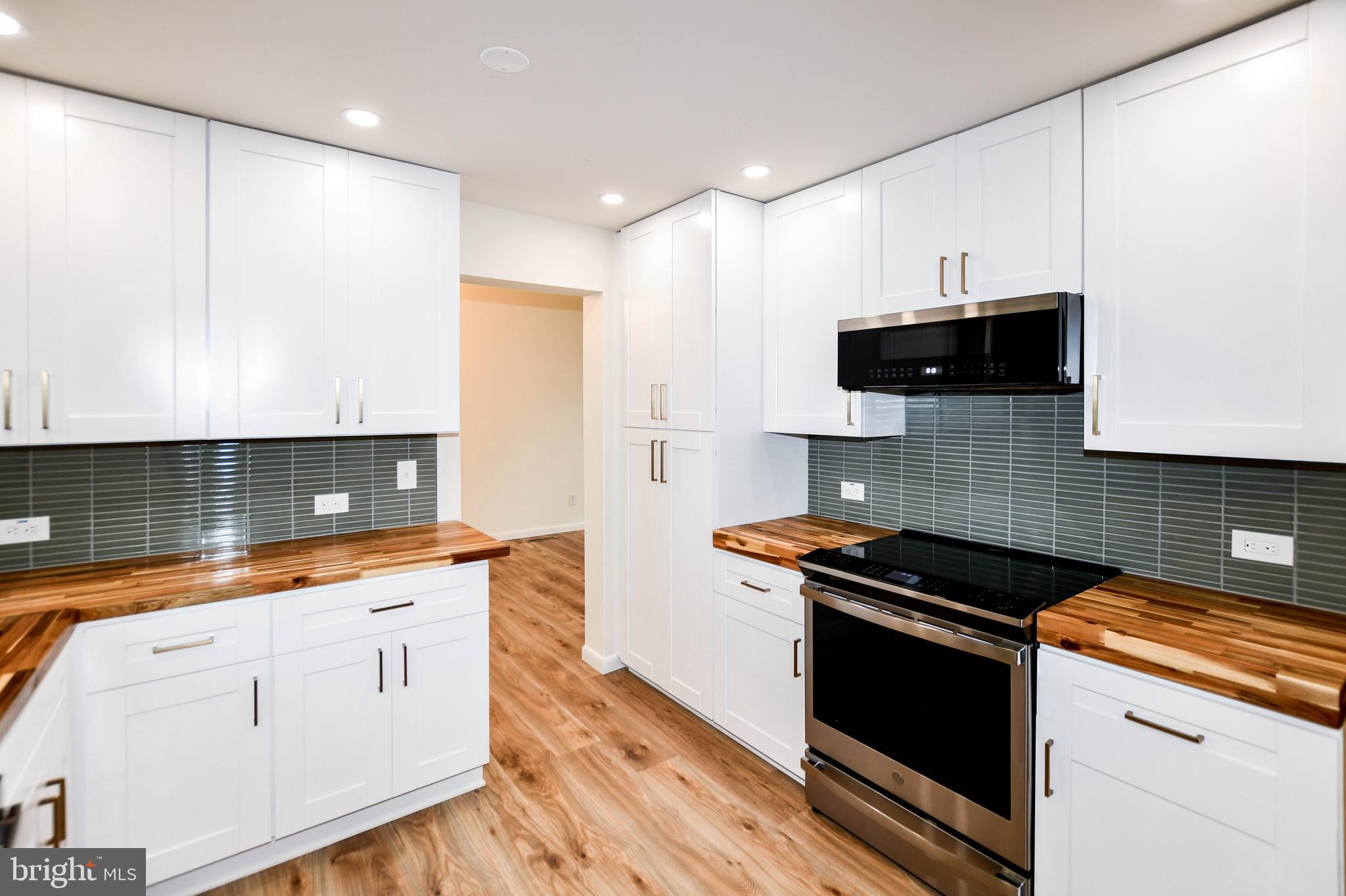 THUNDER HILL - Residential