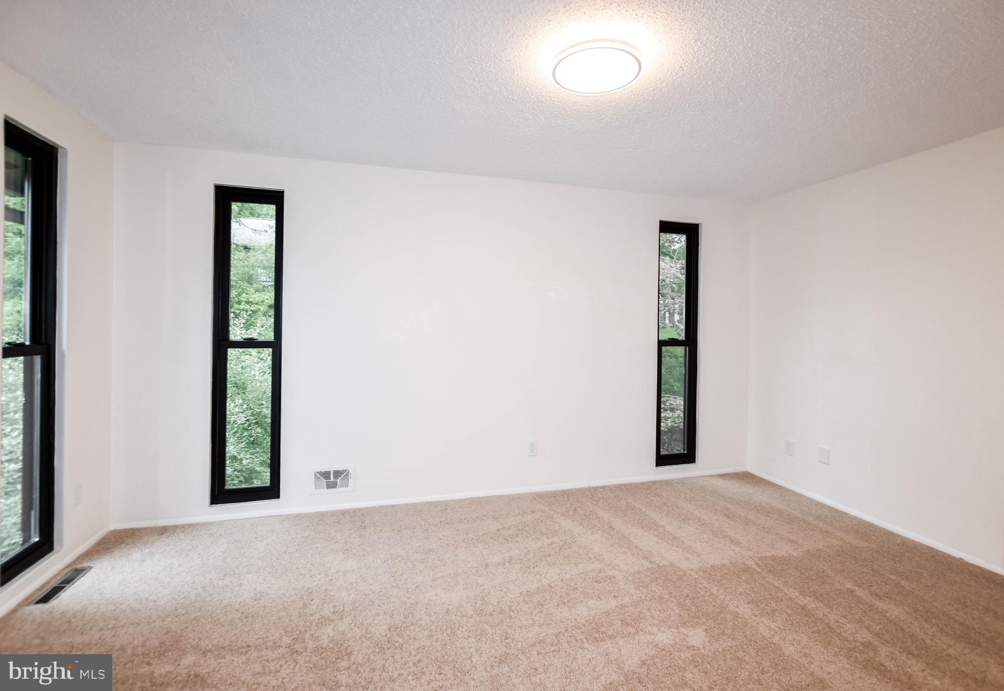 THUNDER HILL - Residential