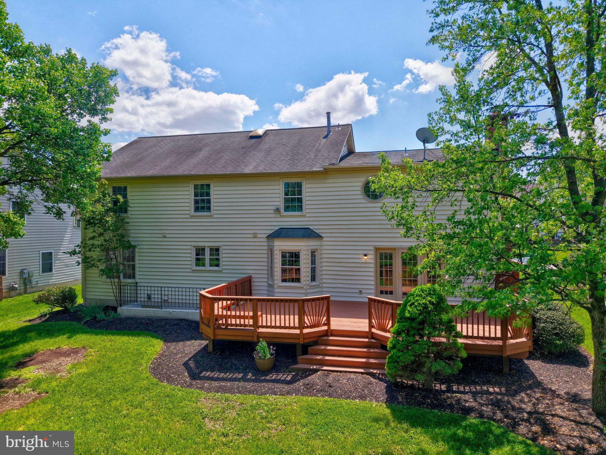 ASHBURN FARM - Residential