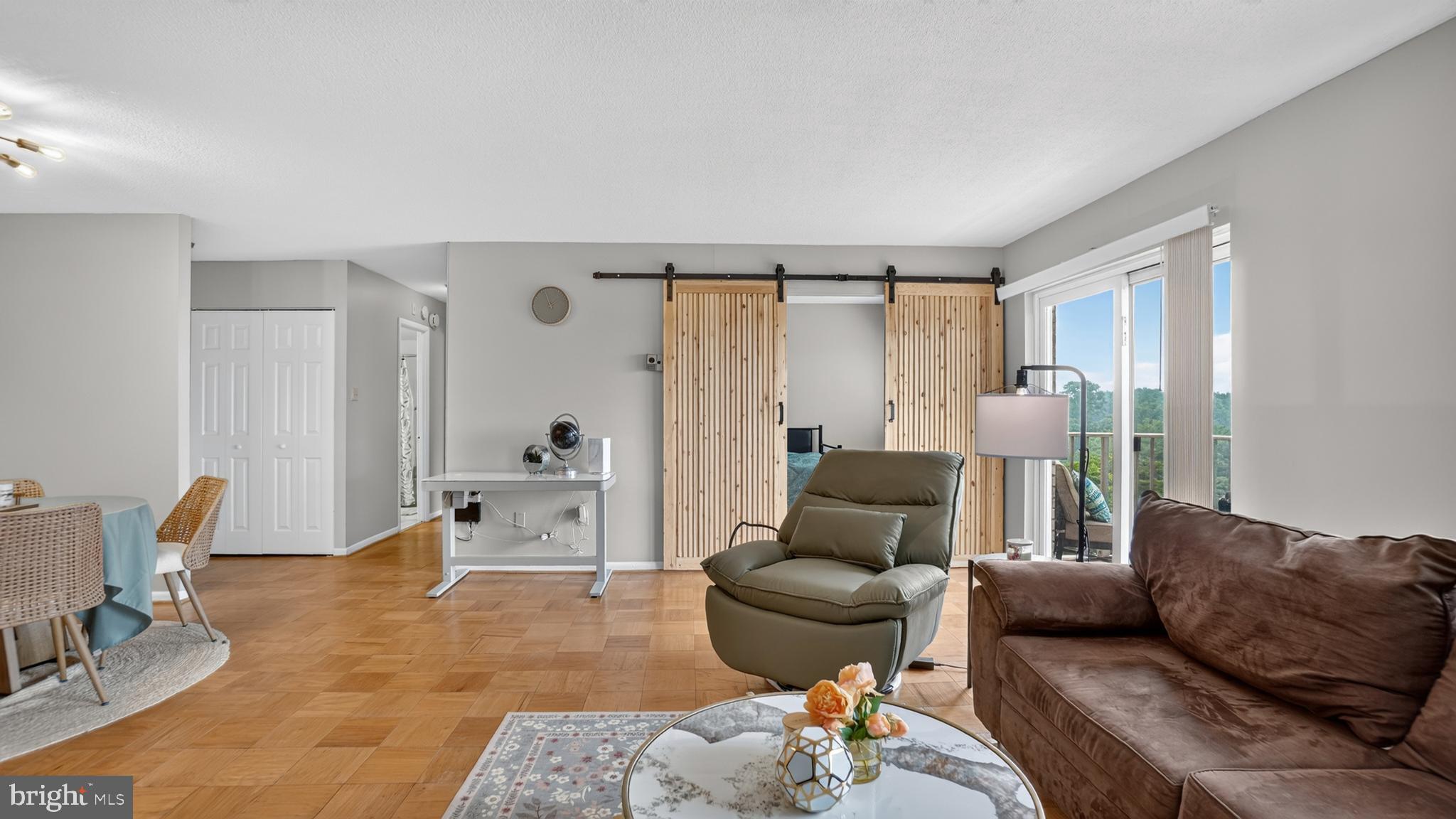 UNIVERSITY TOWERS CODM - Residential