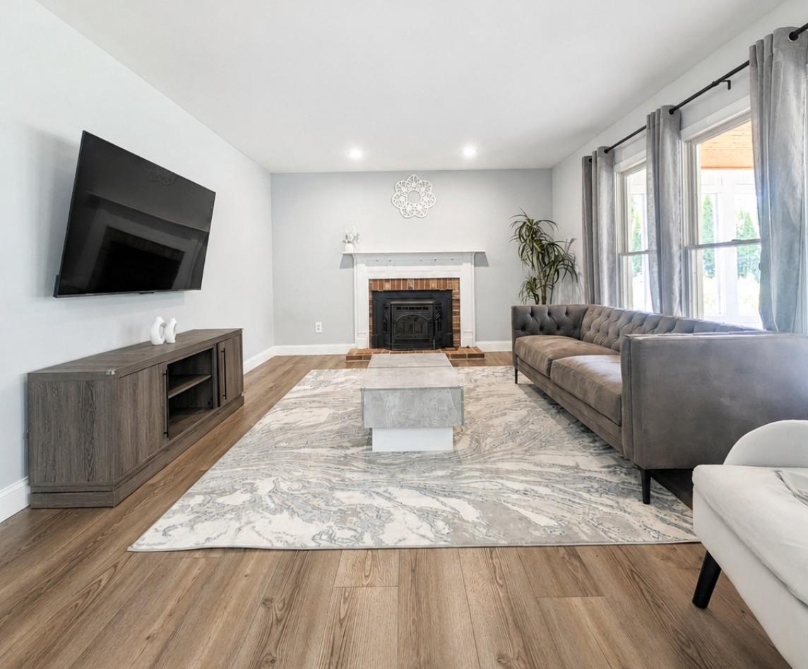 OVERVIEW MANOR - Residential