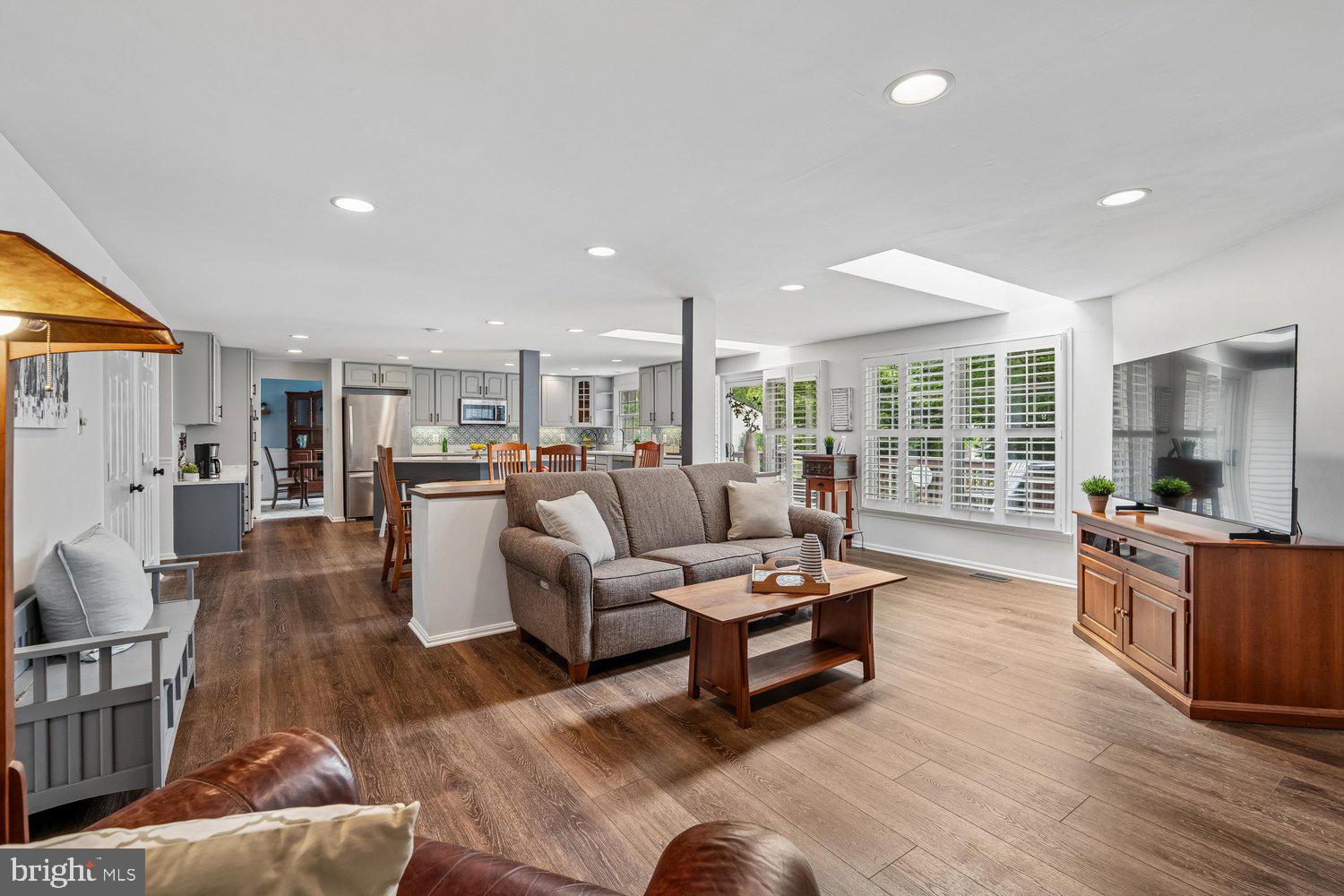HUNTINGTON - Residential