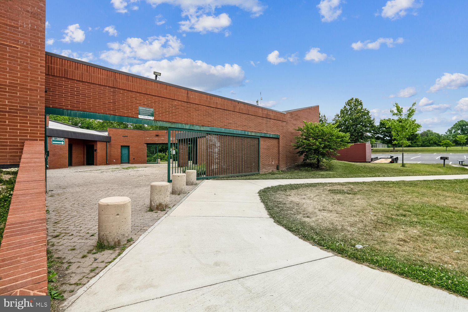 HUNTINGTON - Residential