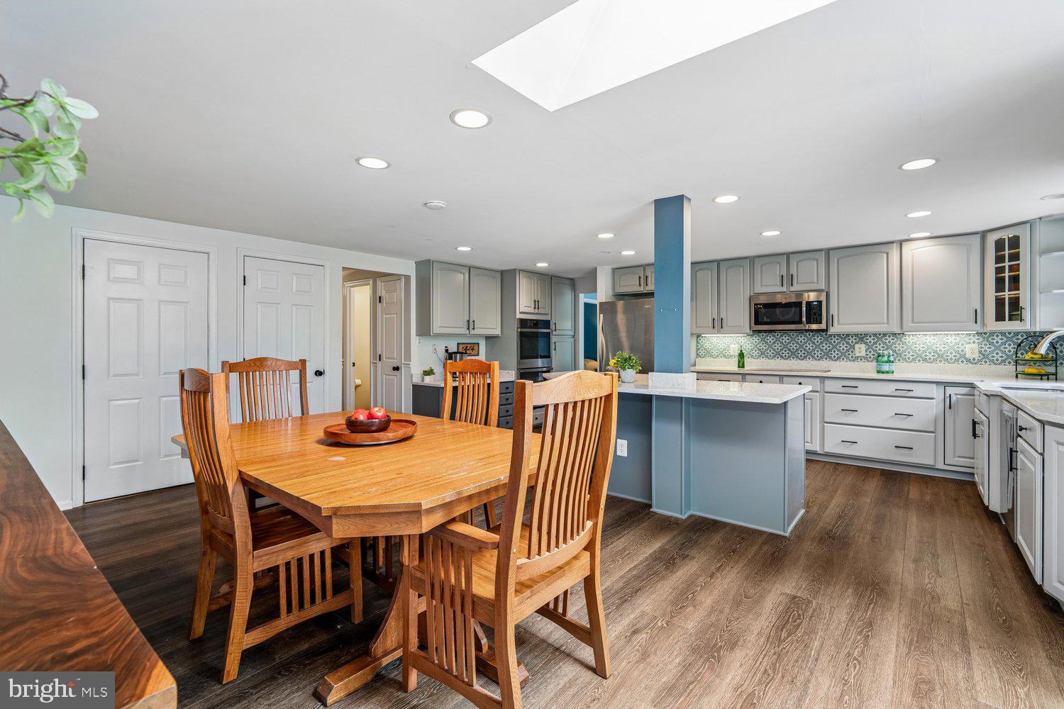 HUNTINGTON - Residential