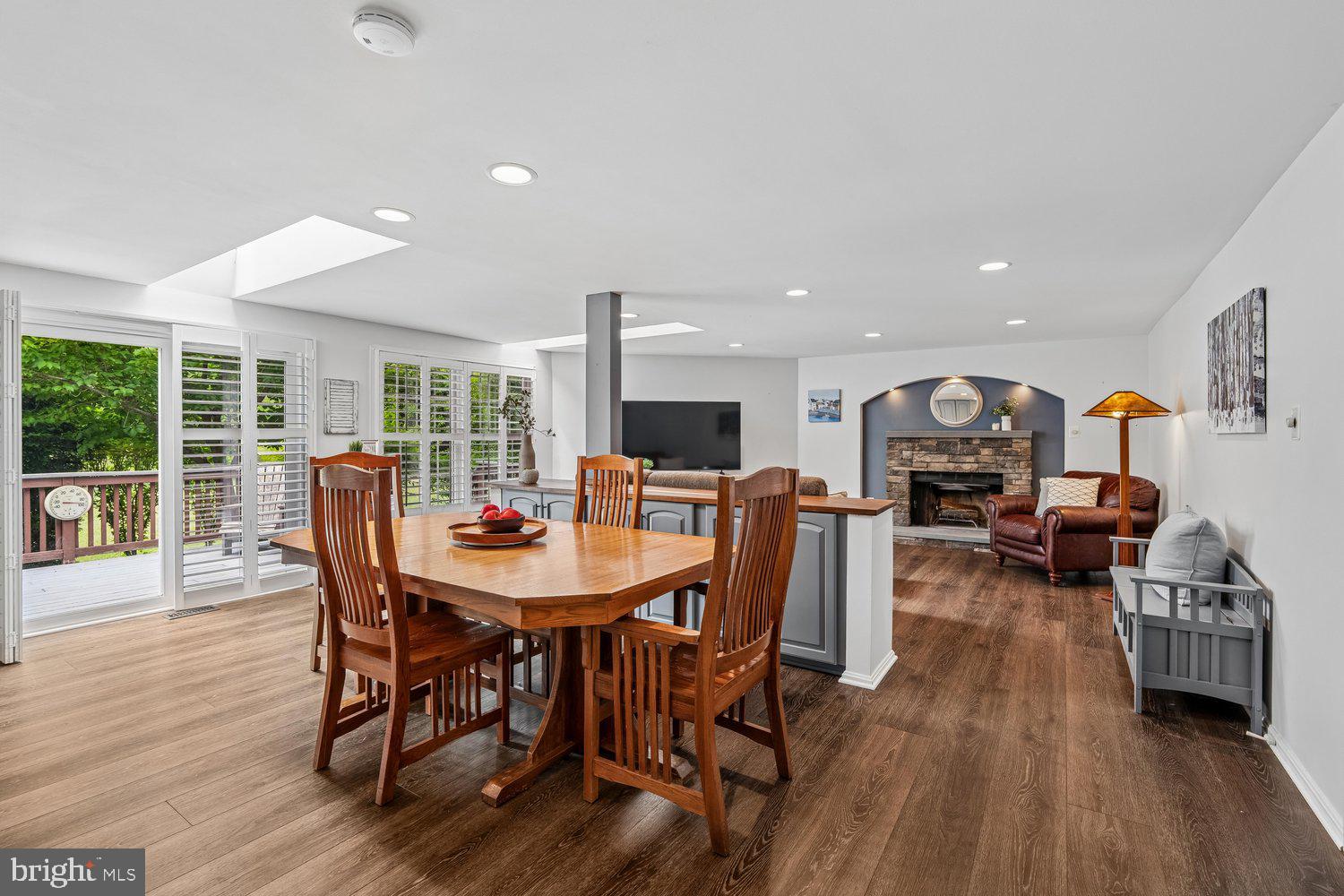 HUNTINGTON - Residential