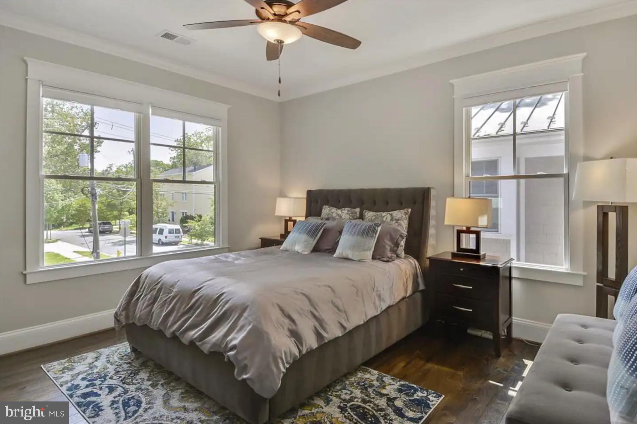 CLARENDON - Residential