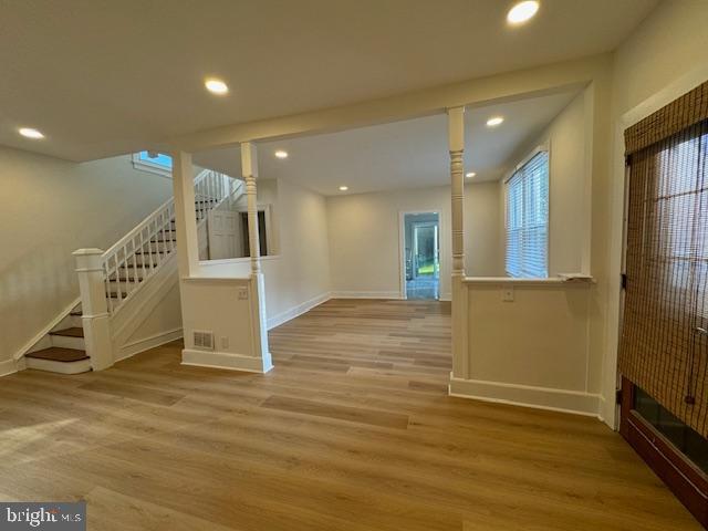 CRESCENTVILLE - Residential