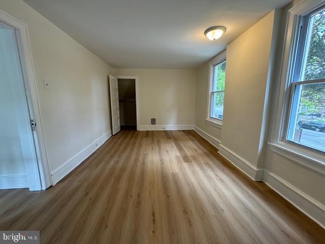 CRESCENTVILLE - Residential