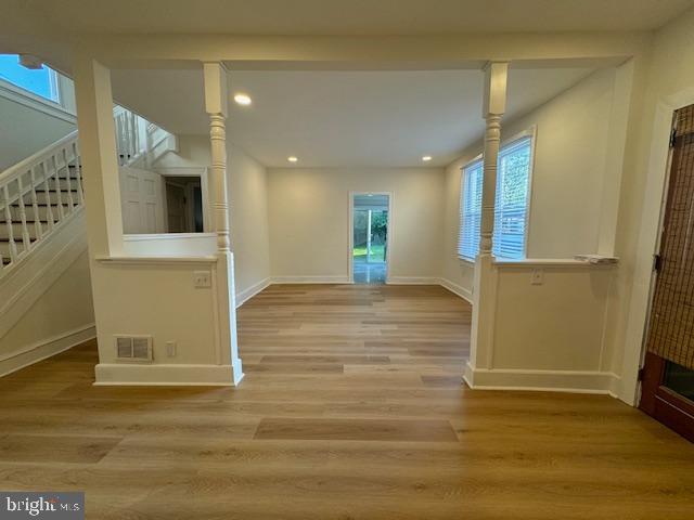 CRESCENTVILLE - Residential