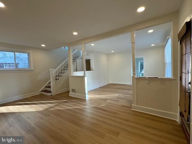 CRESCENTVILLE - Residential