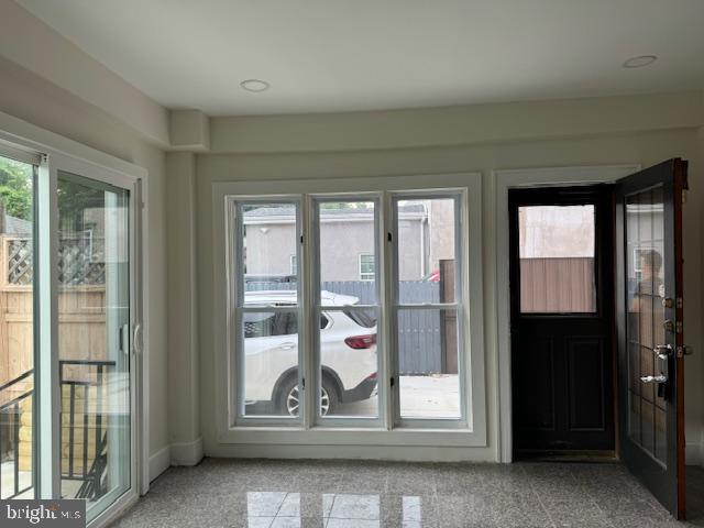 CRESCENTVILLE - Residential