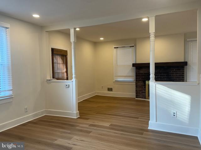 CRESCENTVILLE - Residential