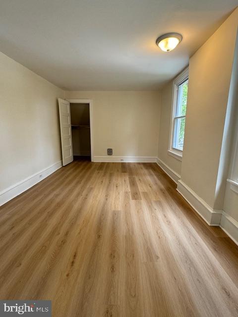 CRESCENTVILLE - Residential