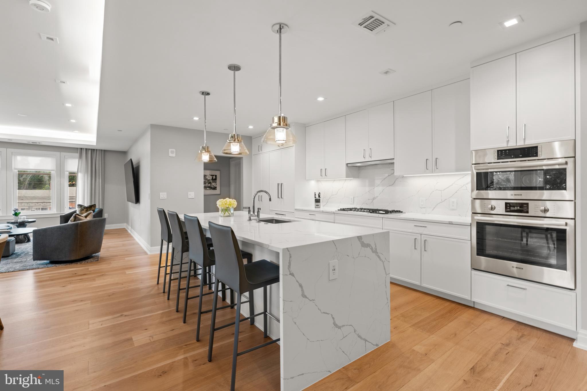 CHEVY CHASE - Residential