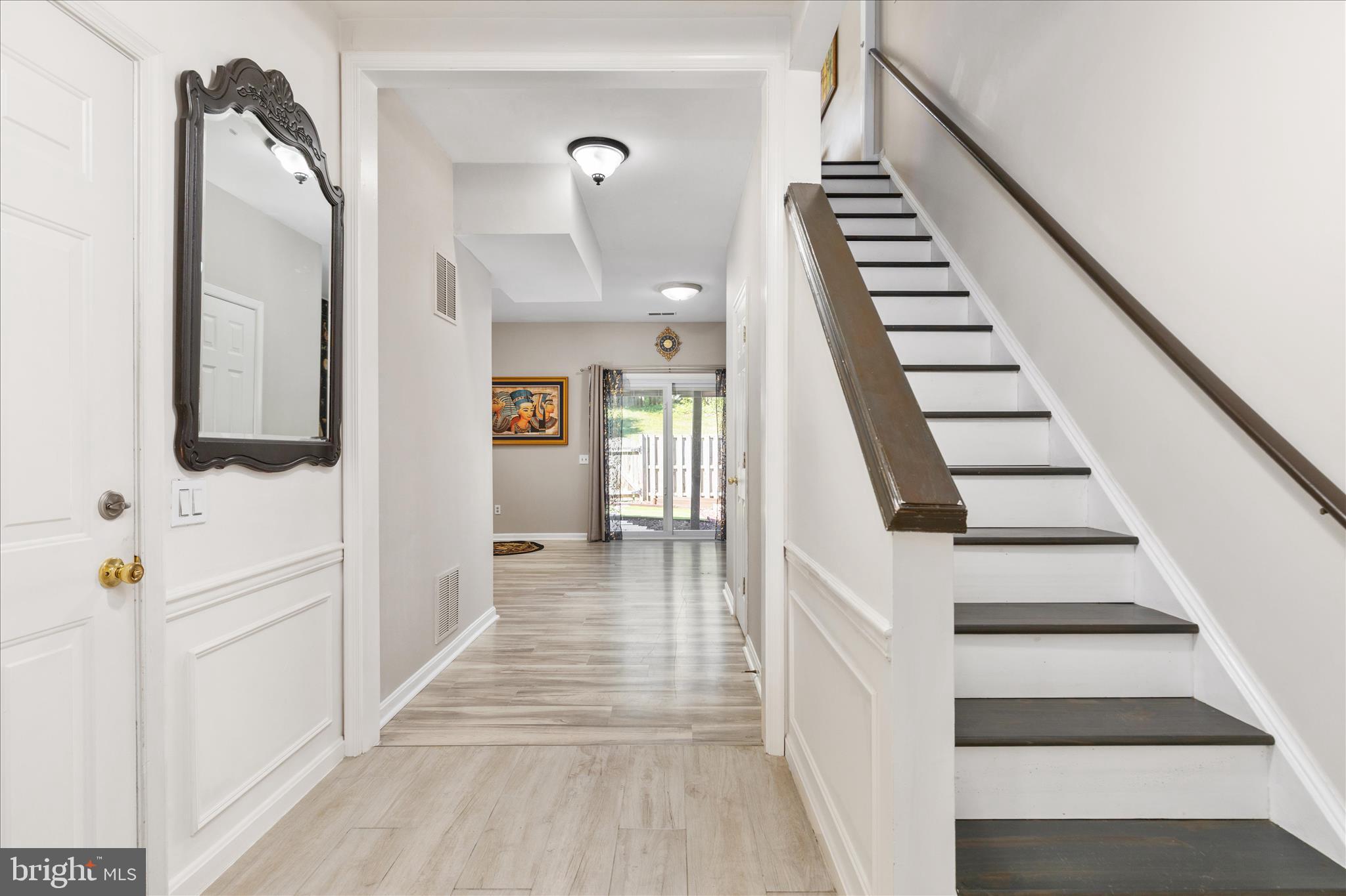 RIVER OAKS - Residential