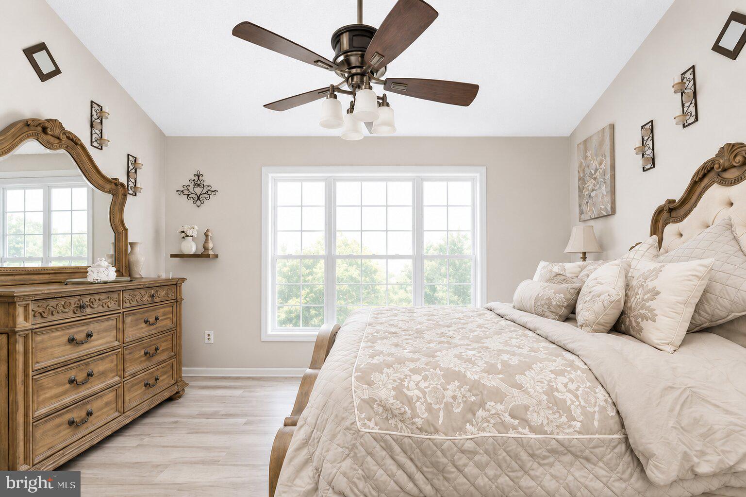 RIVER OAKS - Residential