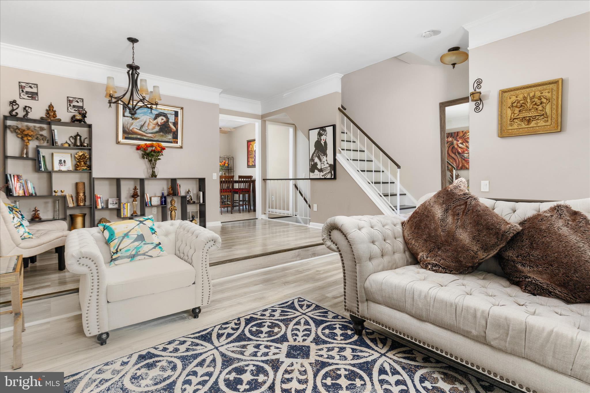 RIVER OAKS - Residential