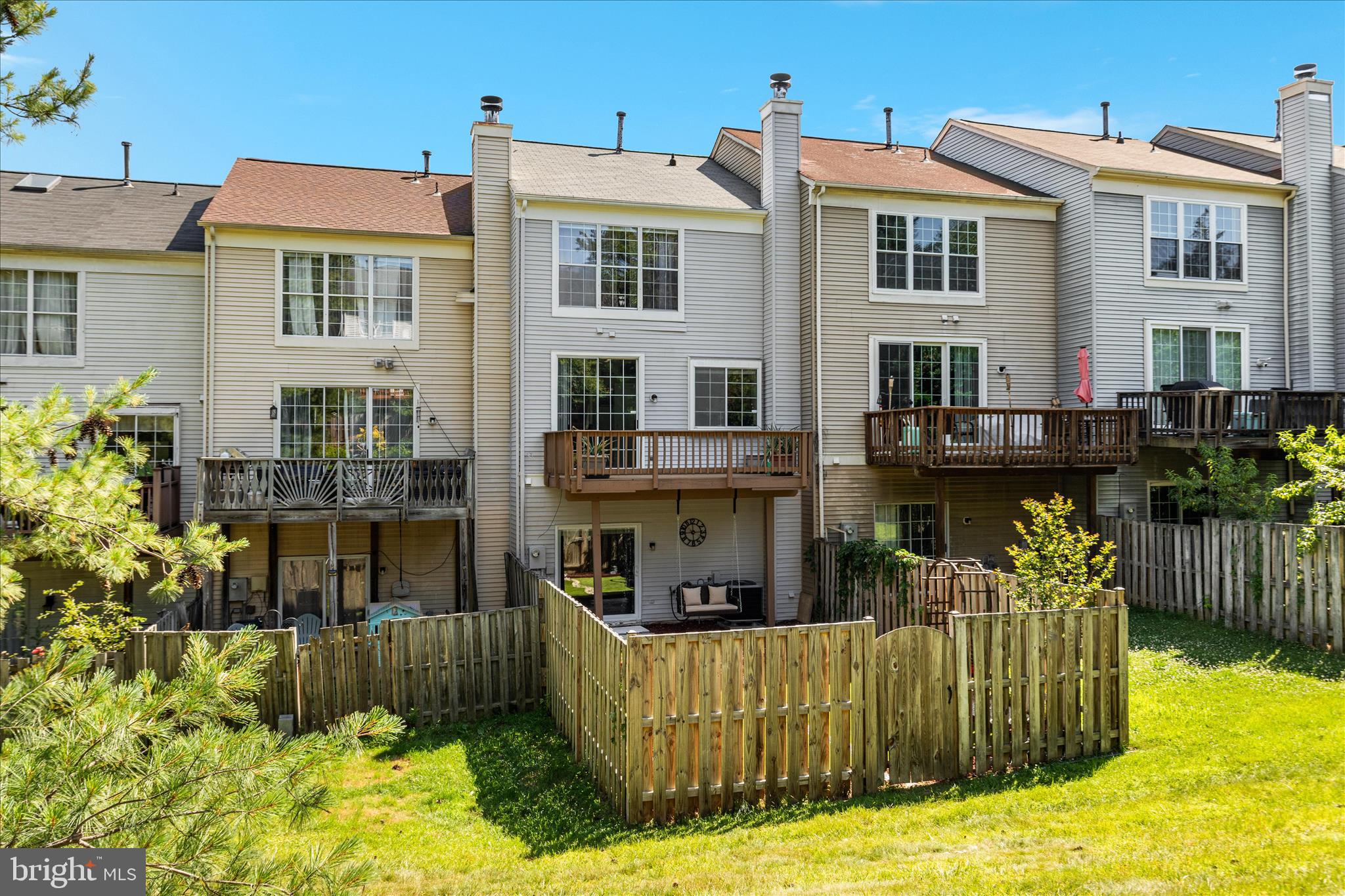 RIVER OAKS - Residential