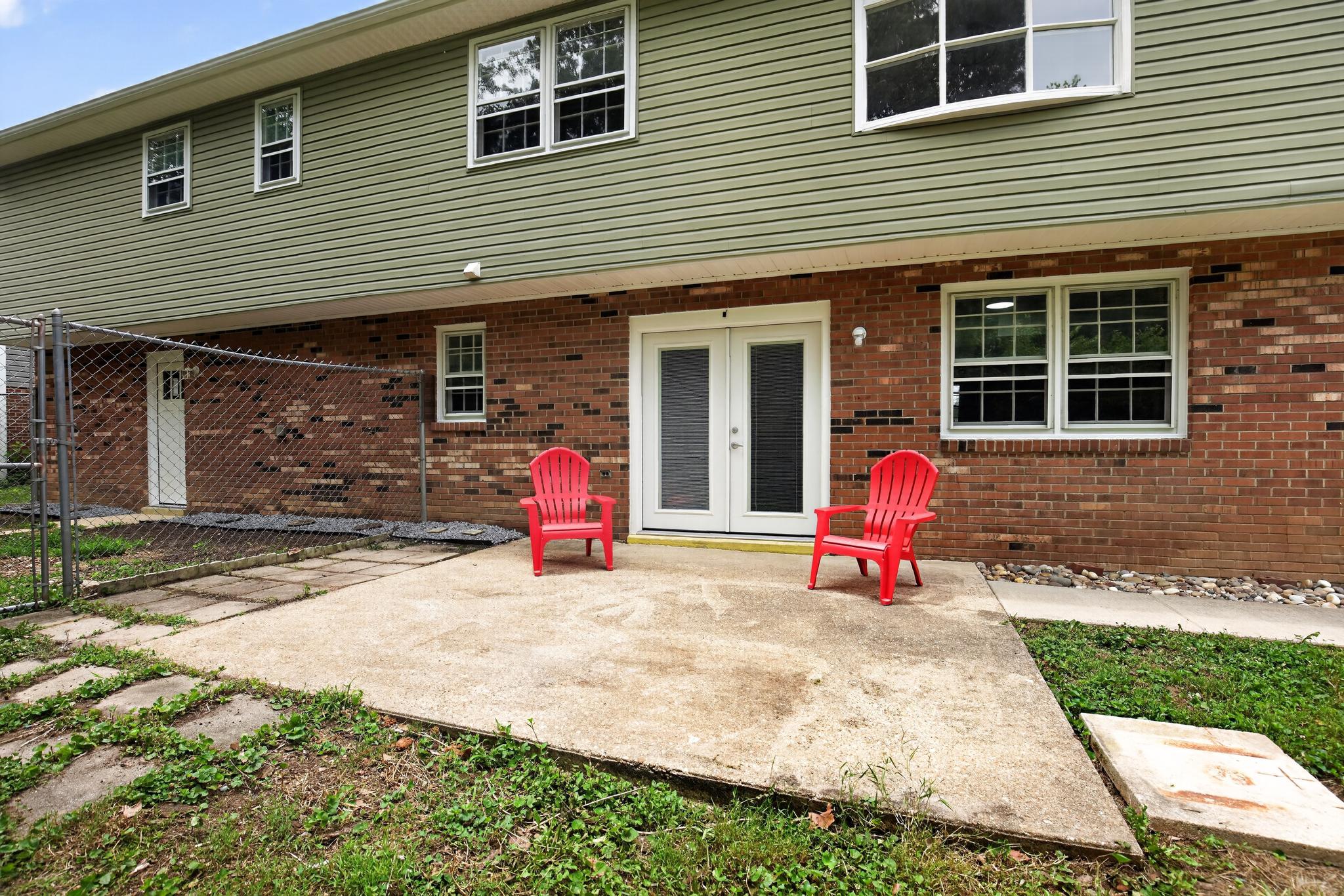 HUNT CLUB ESTATES - Residential