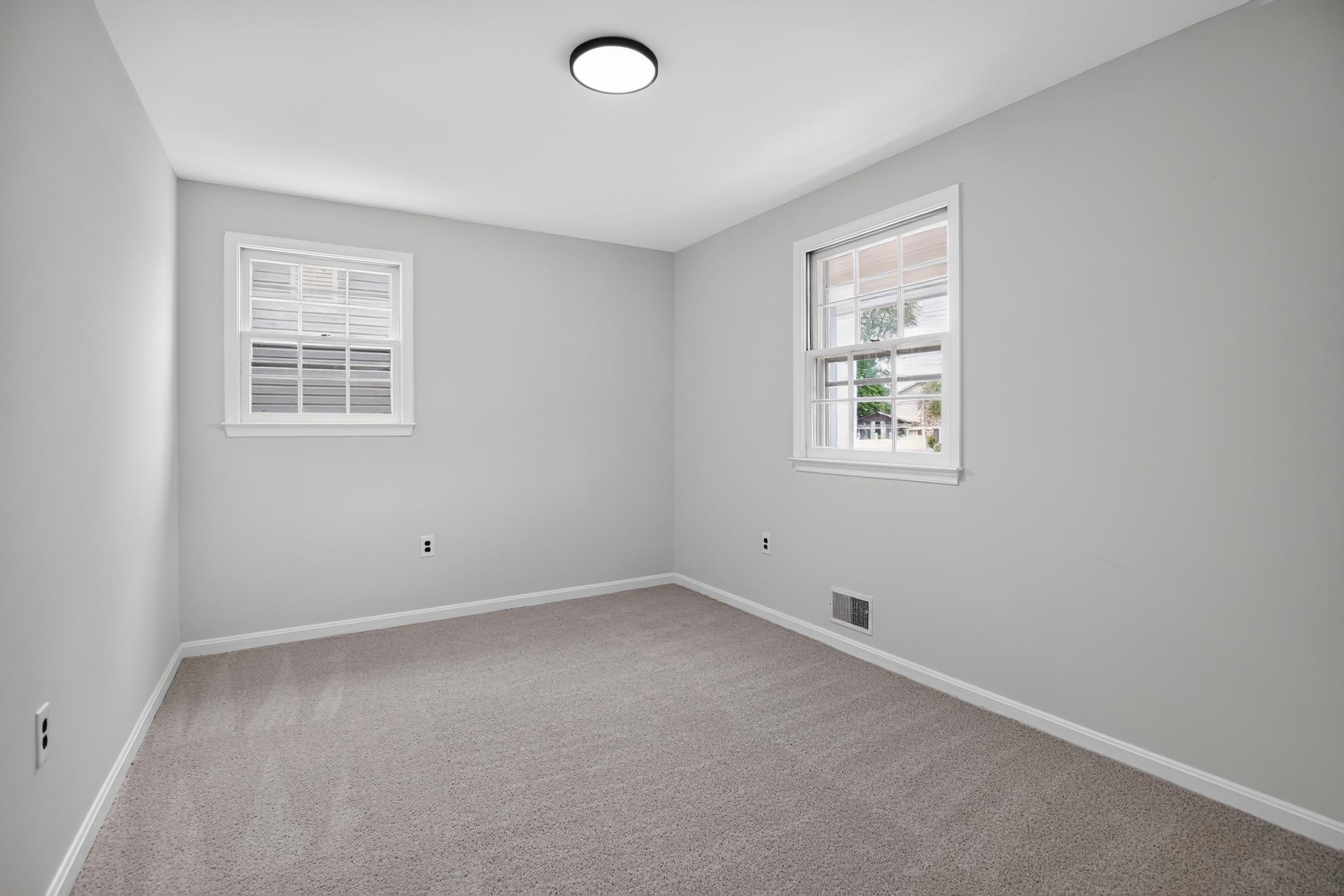 HUNT CLUB ESTATES - Residential